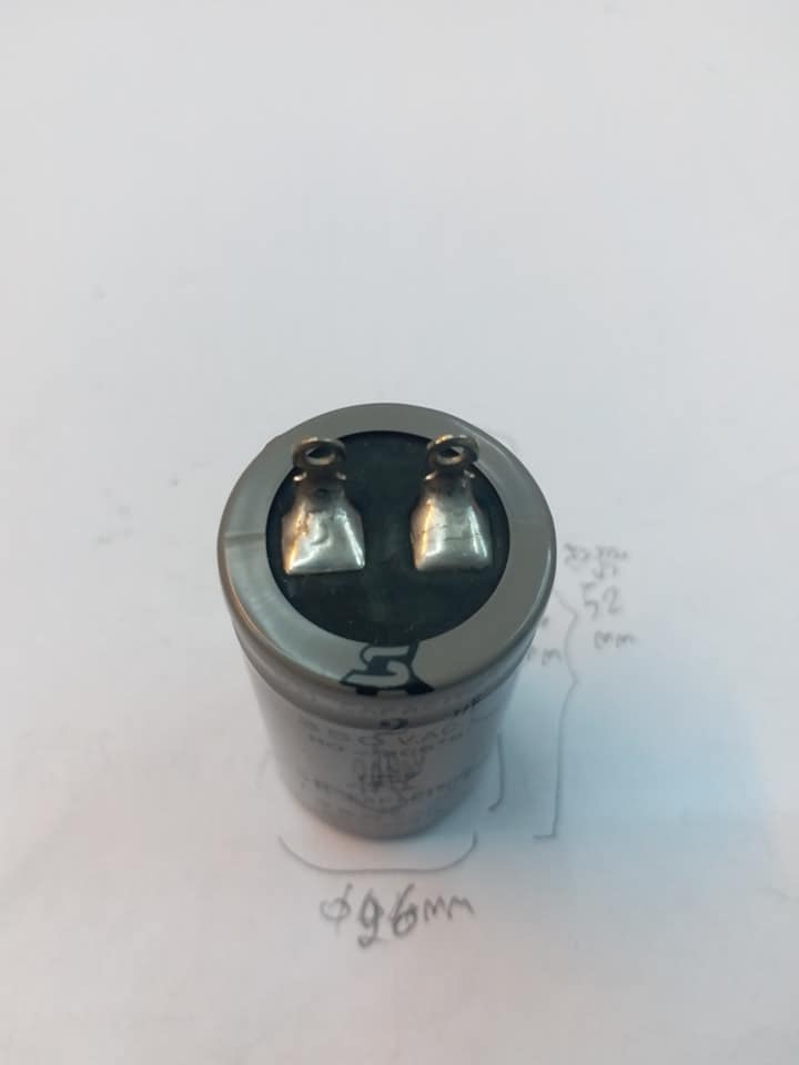 2UF350Vราคาตัวละขนาดเส้นผ่านศูนย์กลาง26MM.สูง44MM.สูงรวมขั้ว52MM.ขายคาปาซิเตอร์พัดลมC2UF350VACราคาตัวละ