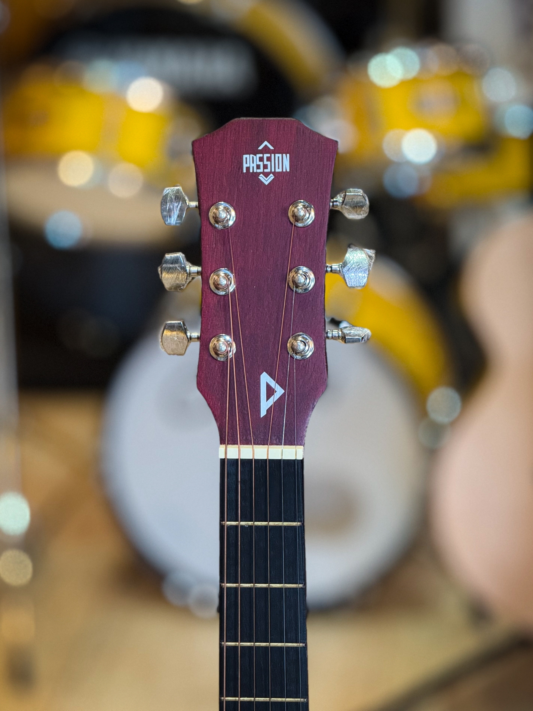 📸 กีต้าร์โปร่ง Passion รุ่น RETRO 38 นิ้ว มีเหล็กขันคอ เสียงใส วินเทจ เล่นง่าย ✅ ฟรี กระเป๋า+ปิ๊ก2อัน+ประแจ