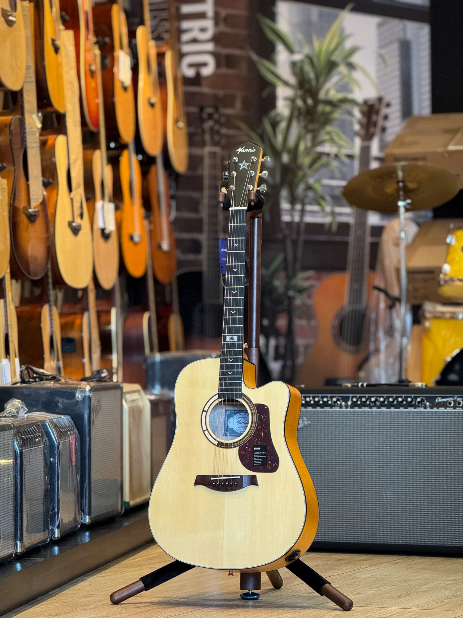 กีต้าร์โปร่งไฟฟ้า Mantic รุ่น GT-1DCE สีไม้ กีต้าร์โปร่ง Top Solid ขนาด 41 นิ้ว เลือกเซ็ตได้