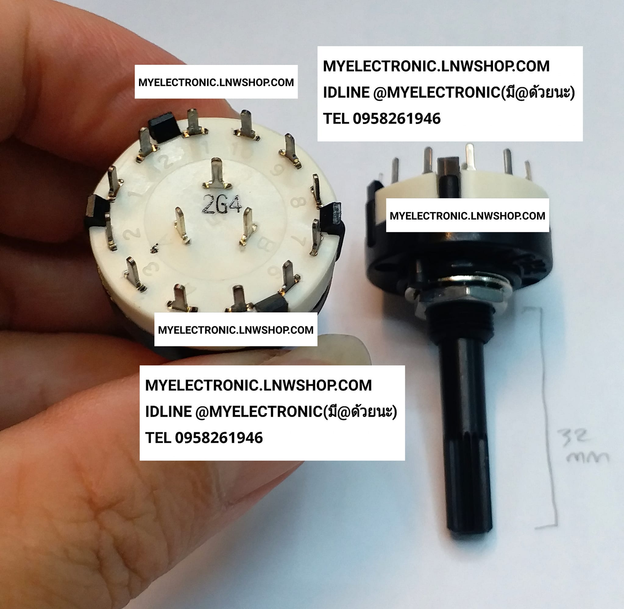 ขาย สวิทช์4ช่อง selector switch ซีเล็คเตอร์ สวิทช์ แบนด์สวิทช์ ปรับ 4ช่อง3แก็ก ตัว พลาสติกสีดำ แกนยาว ราคา ตัวล่ะ . . . . . หน่วย บาท
