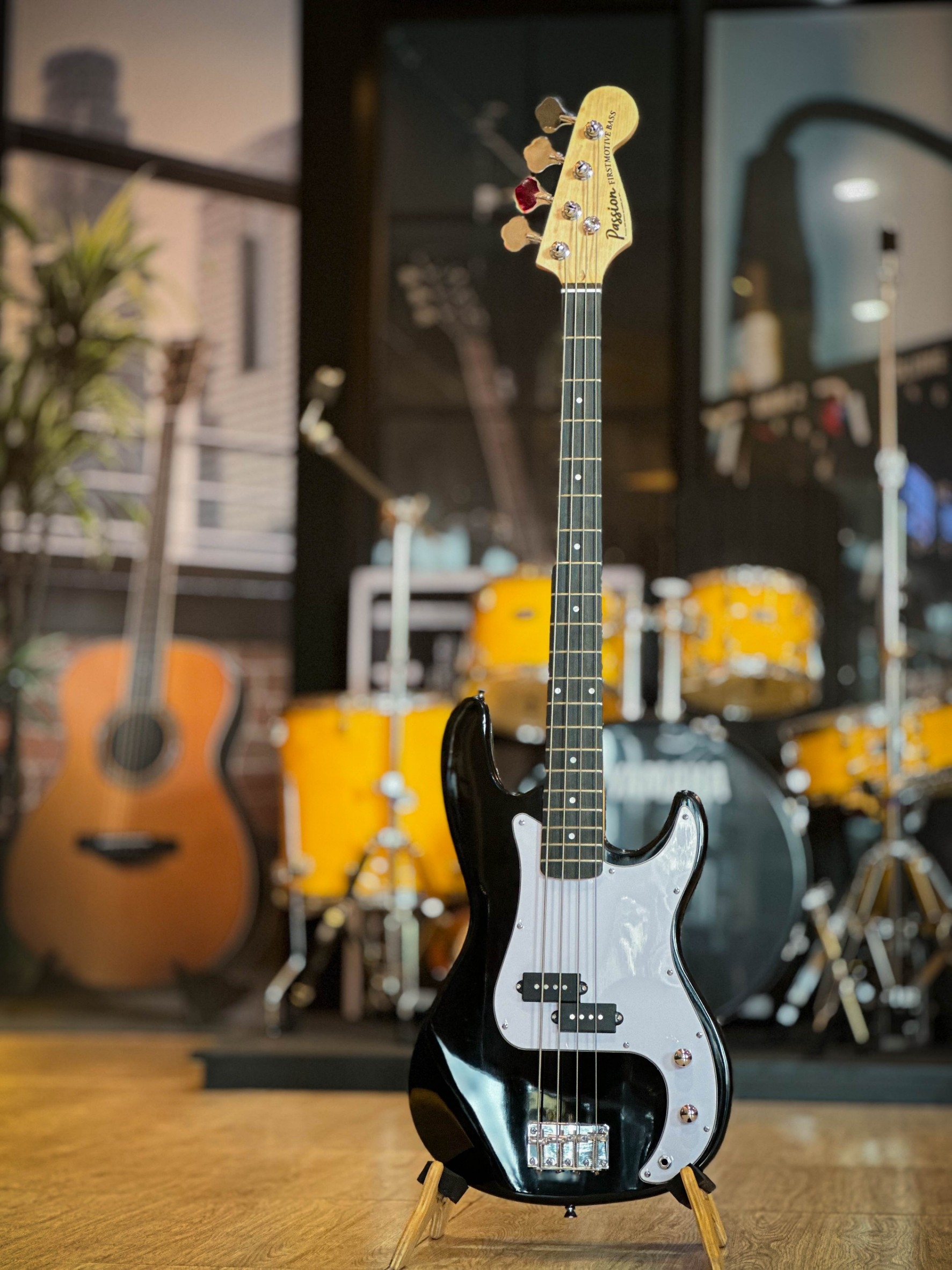 เบส Passion รุ่น BPS-PC4 เบสไฟฟ้า 4 สาย Precision Bass ฟรี ปิ๊ก 2 อัน ประแจ สายแจ็ค