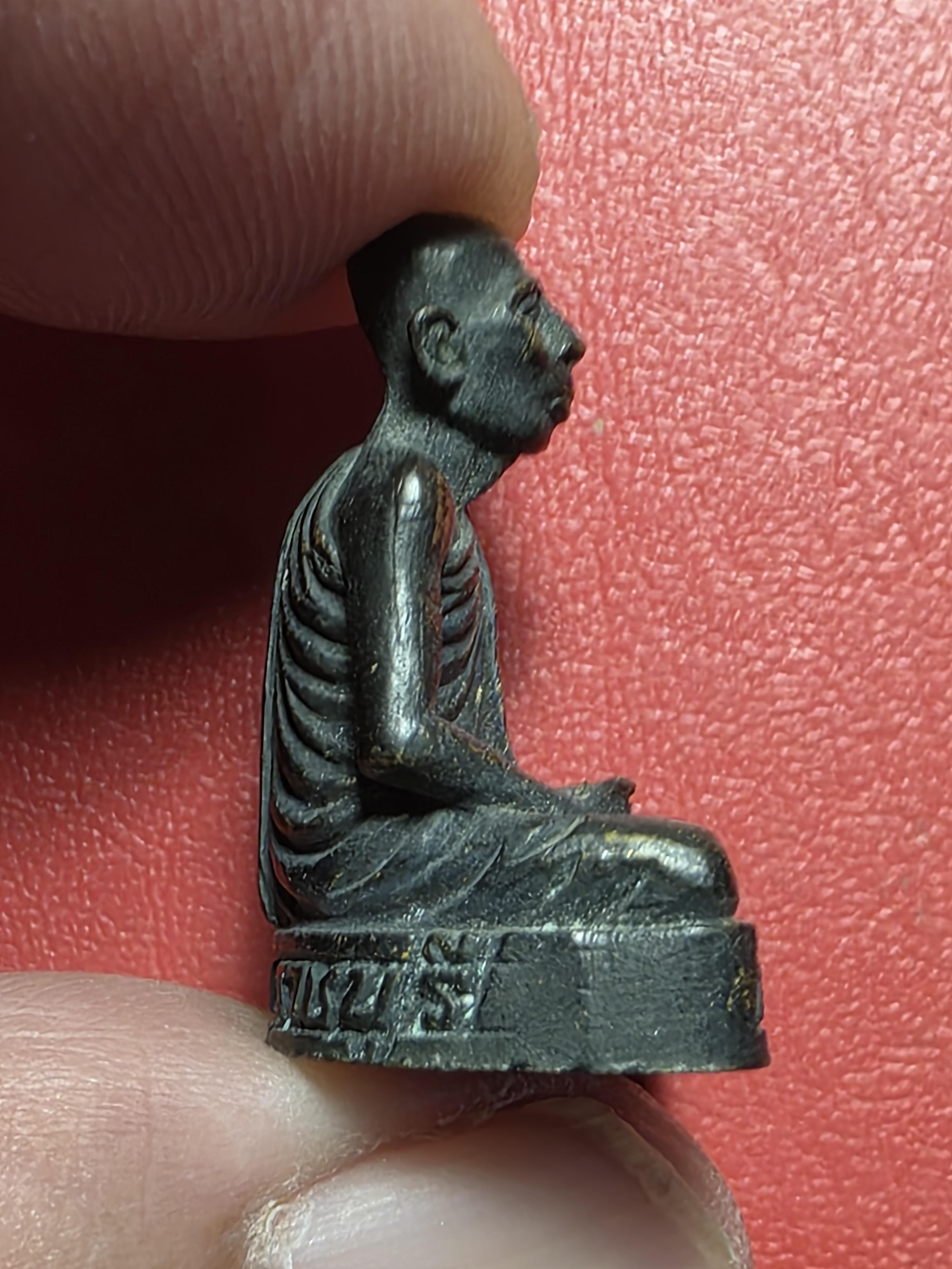 หลวงพ่อรอด วัดหลวง รูปหล่อ ปี๒๕๓๖(องค์ที่1)