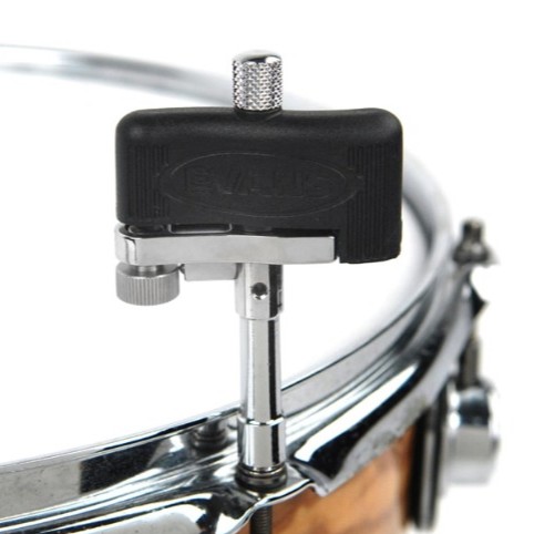 กุุญแจกลอง EVANS Torque Key ช่วยให้ทุกหลักตึงเท่ากัน จูนเสียงง่ายขึ้น มีแม่เหล็กช่วยยึด ช่วยให้ตั้งได้ง่าย