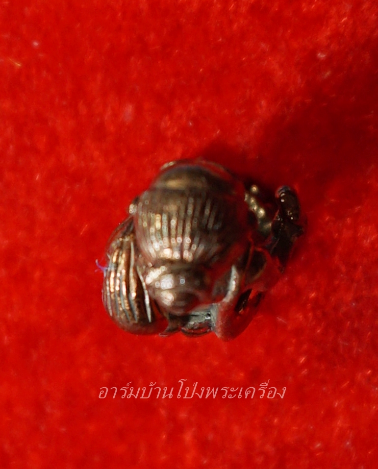 หลวงปู่แผ้ว วัดรางหมัน รูปหล่อชูชก ปี๒๕๕๓ เนื้อนวะ ตอกเลข๔๖๗(องค์ที่1)