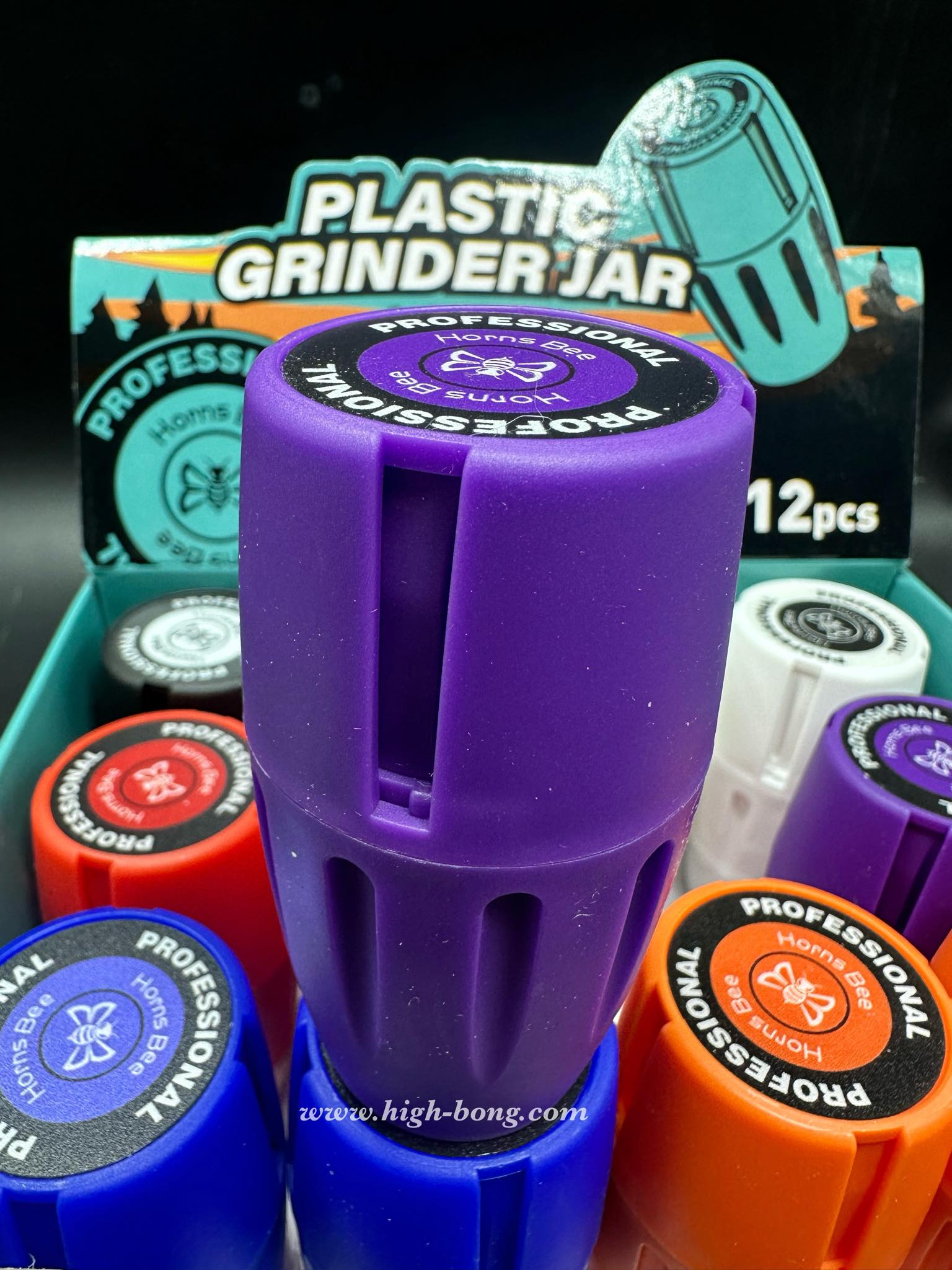 เครื่องบดสมุนไพรทรงถังโอ๊ค Plastic Grinders Jar (ม่วง)