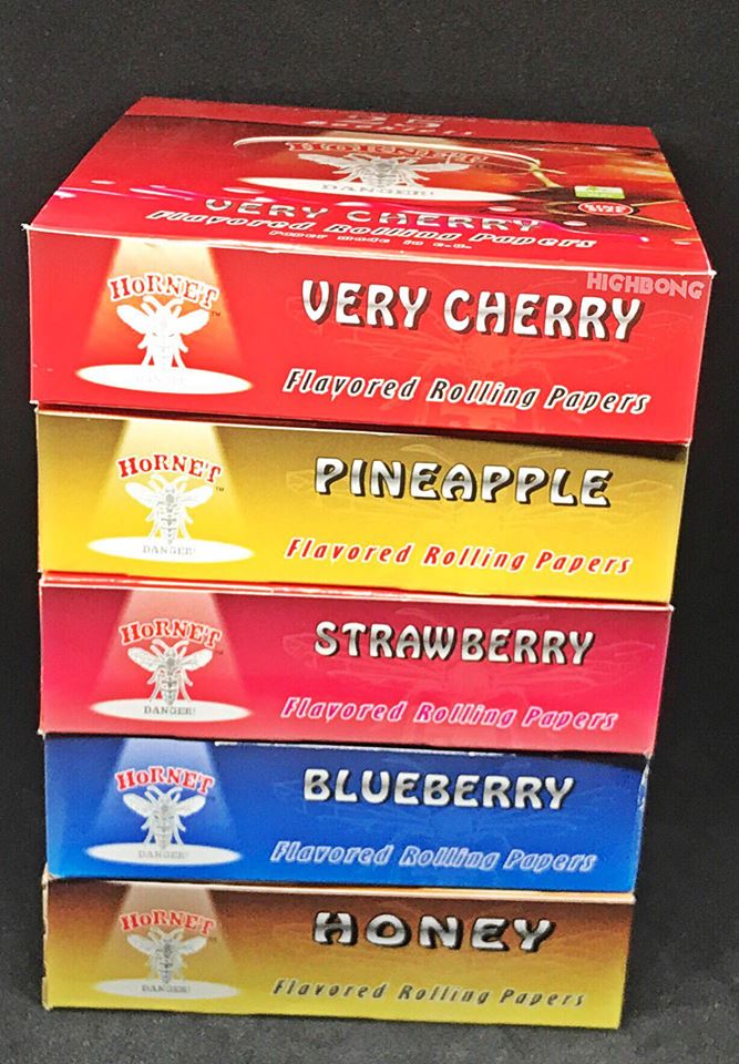 กระดาษรสผลไม้ 1กล่อง / 25ชิ้น (King Size)(คละกลิ่น)