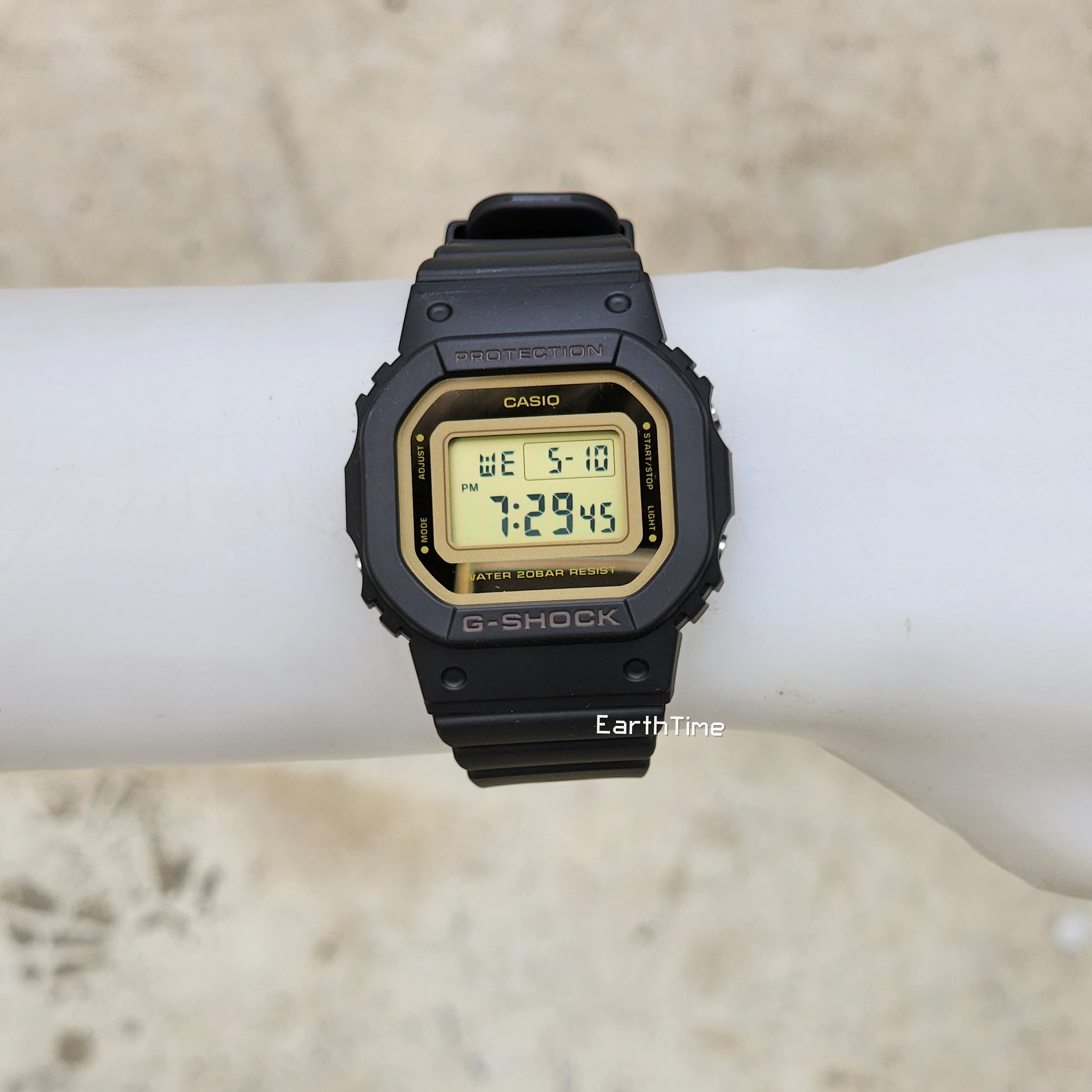 GMD-S5600-1 l Smaller “Square” Model Series l G-SHOCK S Series
