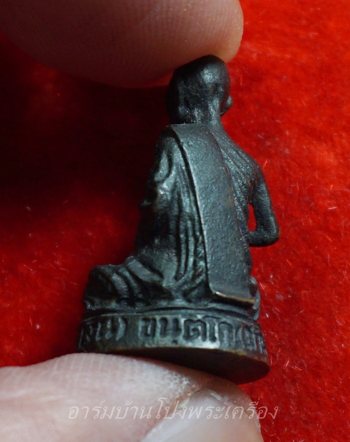 หลวงพ่อเงิน วัดถ้ำน้ำ รูปหล่อ(องค์ที่2)