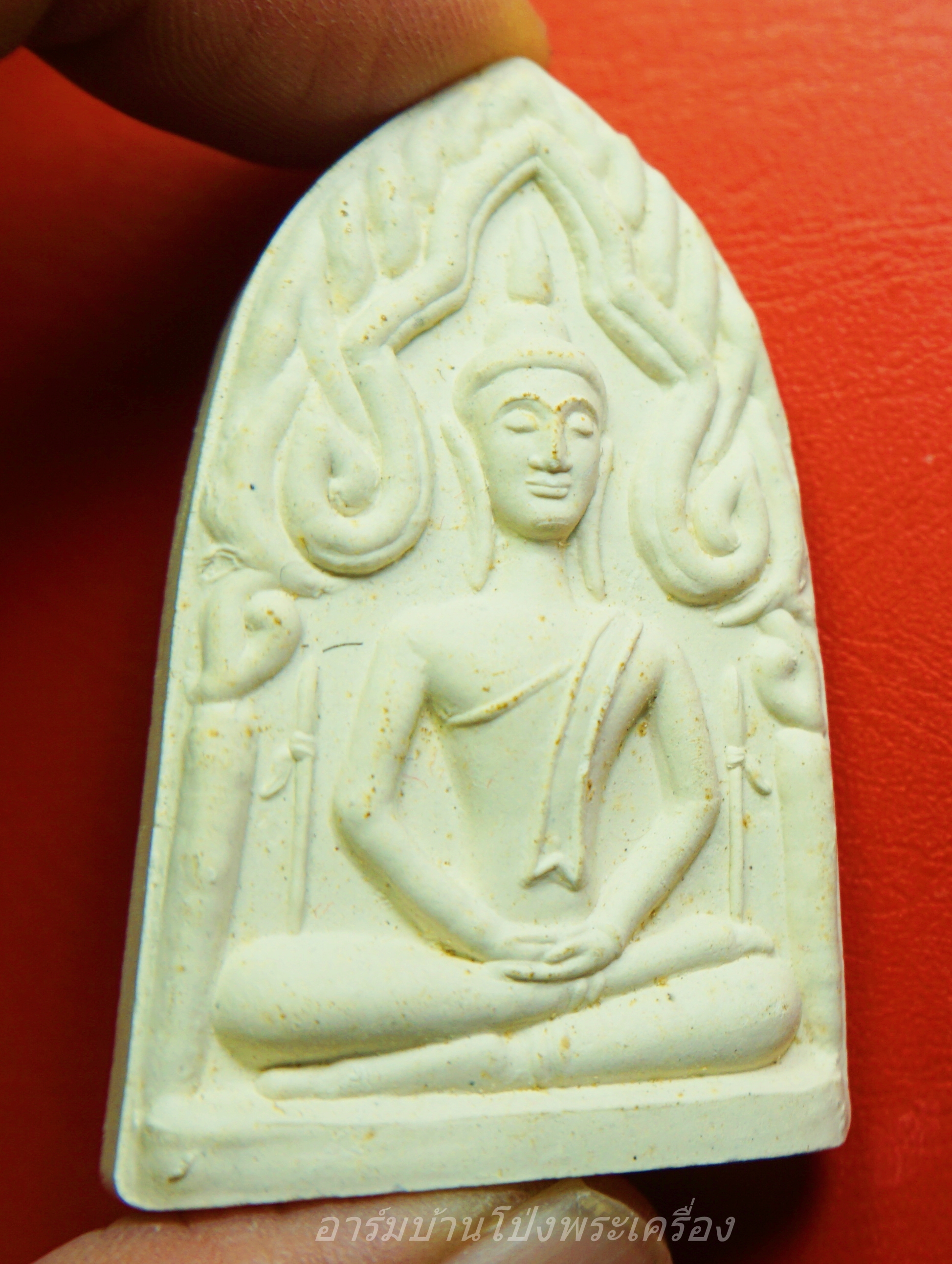 พระขุนแผน วัดบ้านทวน ที่รฤกสร้างศาลากลางน้ำ จ.กาญจนบุรี ปี๒๕๕๓ เนื้อผงขาว(องค์ที่1)