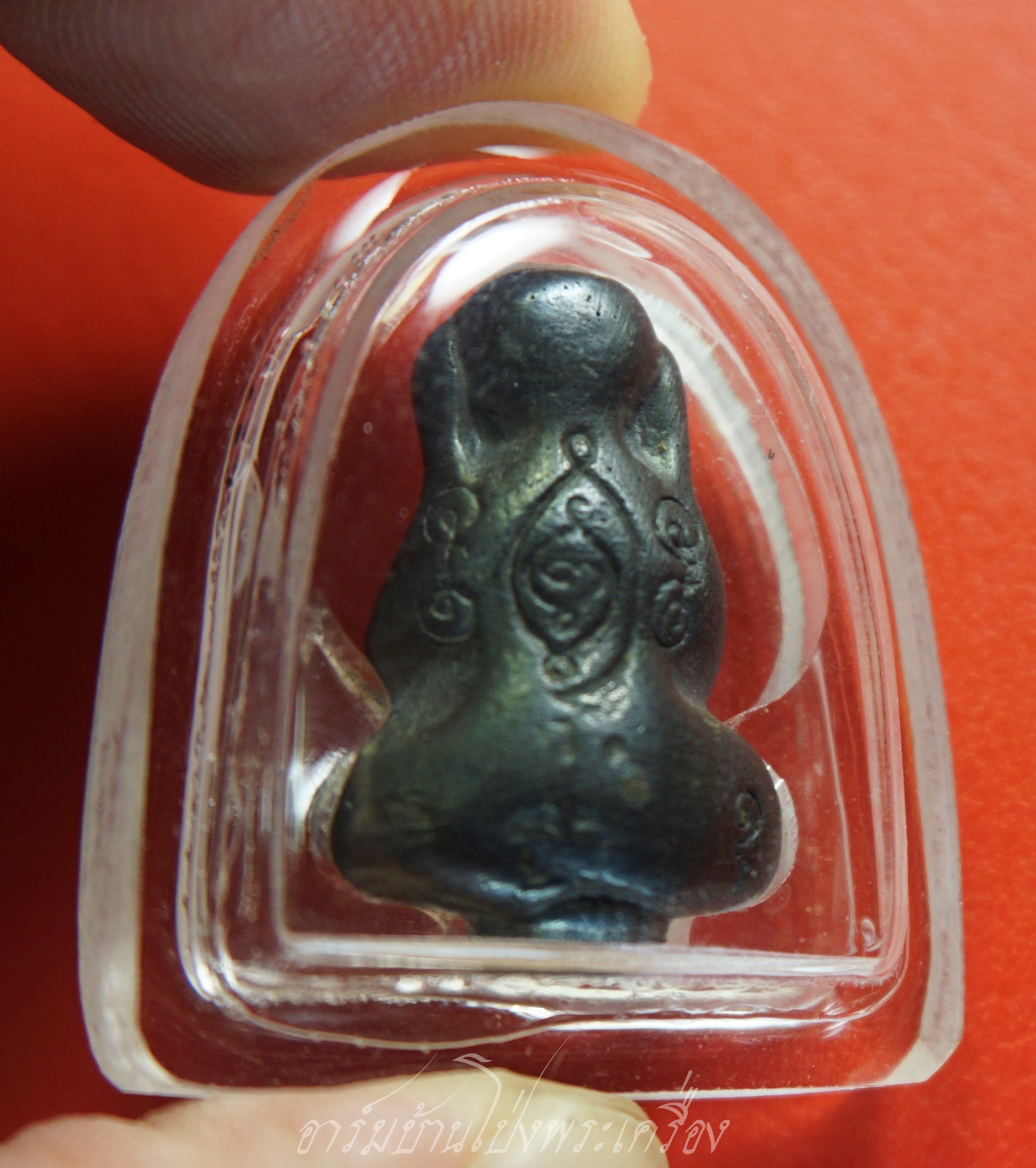 ปิดตา ไม่ทราบวัด ไม่ทราบเนื้อ พร้อมเลี่ยม(องค์ที่1)