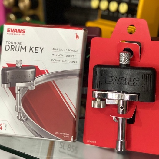 กุุญแจกลอง EVANS Torque Key ช่วยให้ทุกหลักตึงเท่ากัน จูนเสียงง่ายขึ้น มีแม่เหล็กช่วยยึด ช่วยให้ตั้งได้ง่าย