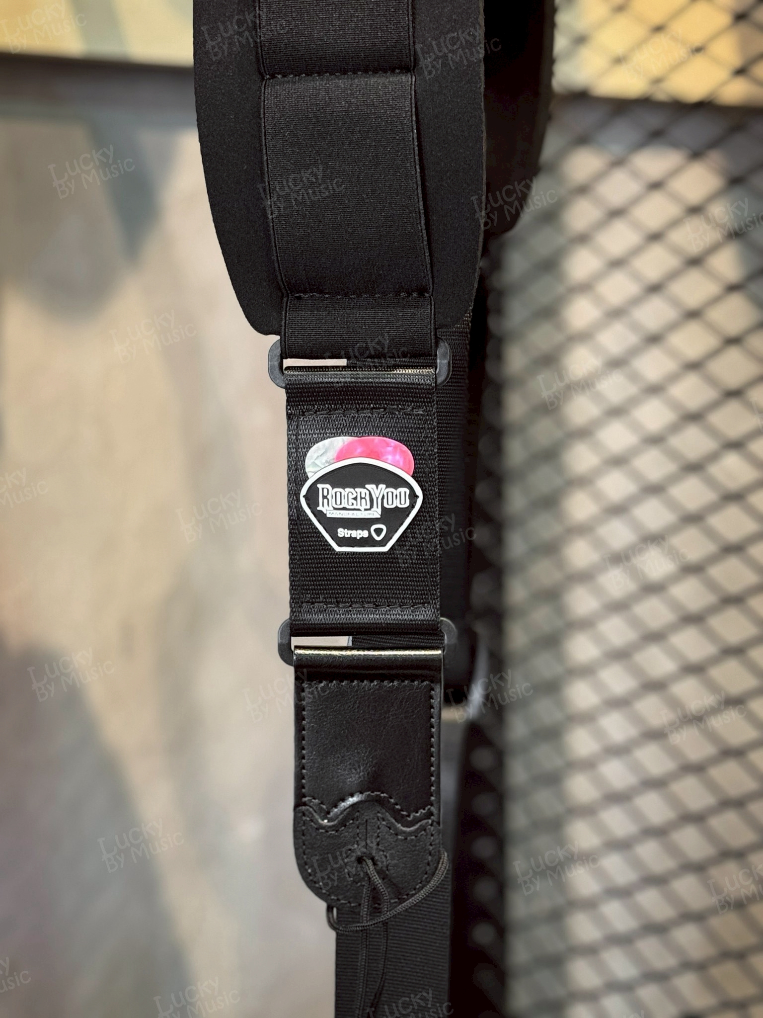 สายสะพาย RockYou สายสะพายกีตาร์ สะพายเบส กว้าง 3.5 นิ้ว / 3 นิ้ว หนานุ่ม มีที่เก็บปิ๊ก แถมฟรี ปิ๊ก2อัน