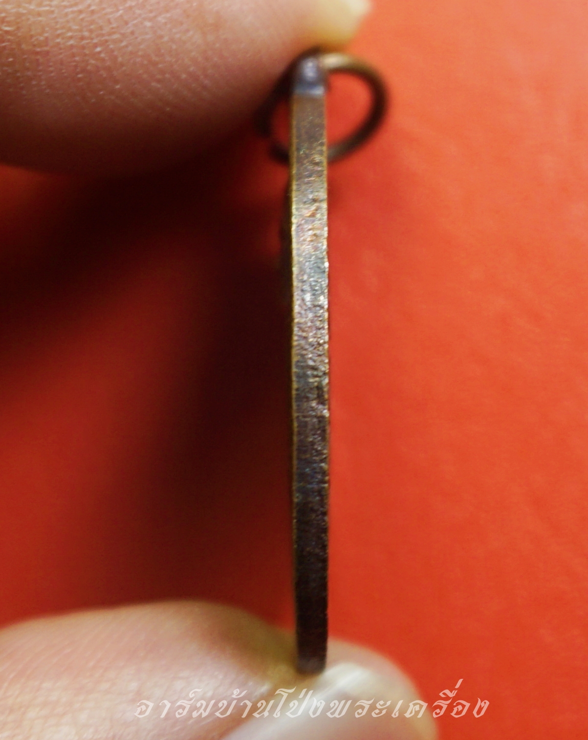 หลวงพ่อชุ่ม วัดท่ามะเดื่อ ศิษย์สร้างถวาย ปี๒๕๒๖ เนื้อทองแดงรมดำ(องค์ที่4)