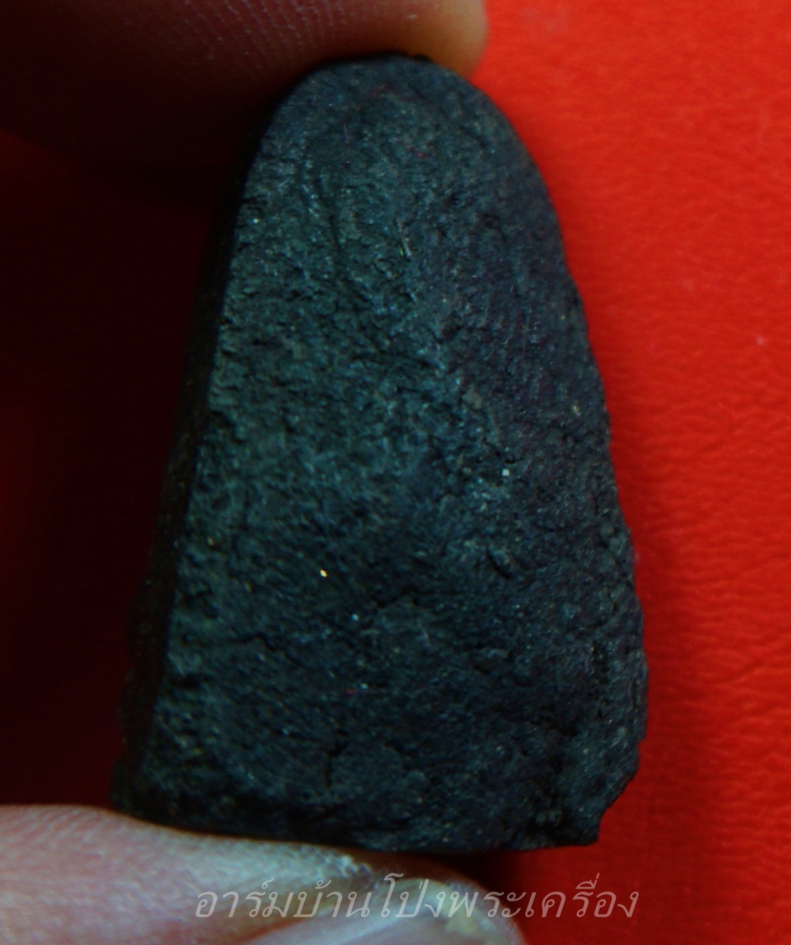 หลวงปู่ทวด เนื้อผงสีดำ ไม่ทราบวัด(องค์ที่1)