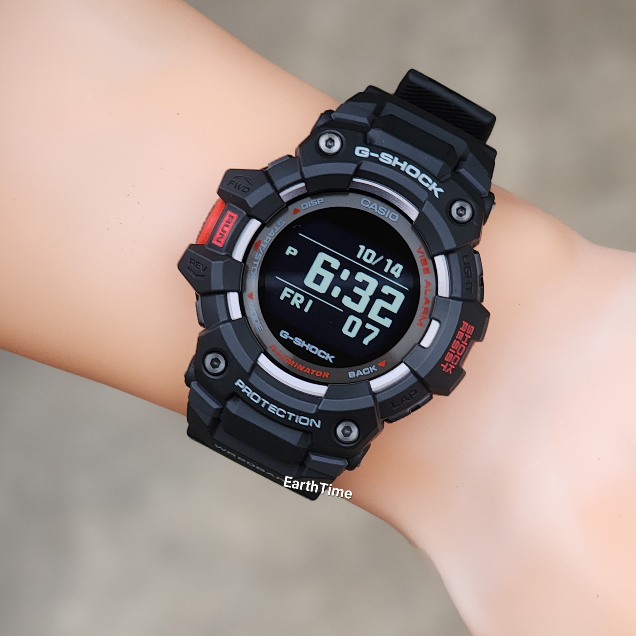 GBD-100-1 l G-SHOCK G-SQUAD l GBD-100 Series l ของใหม่แท้100%