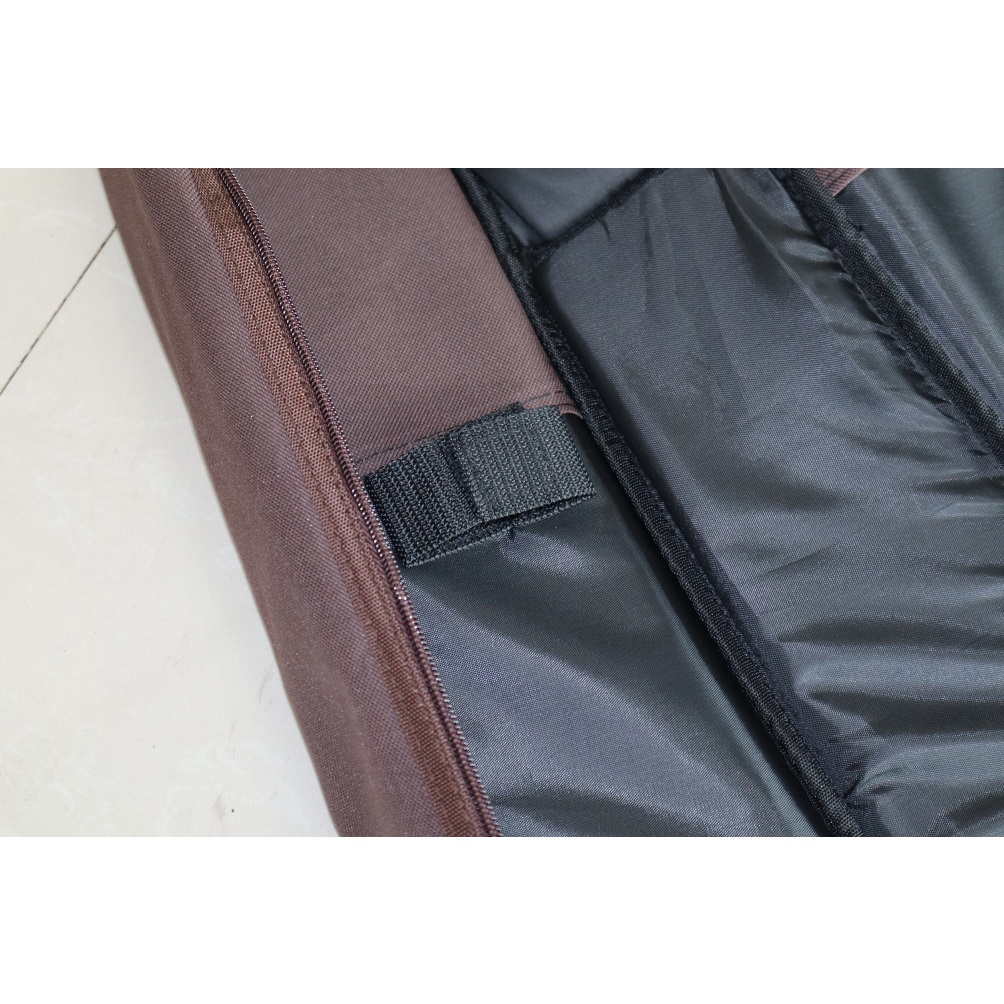 กระเป๋ากีต้าร์โปร่ง Takavood 41" ใส่กีต้าร์ได้ถึงขนาด 41 นิ้ว บุฟองน้ำหนา เนื้อผ้าอย่างดี มีช่องเก็บอุปกรณ์