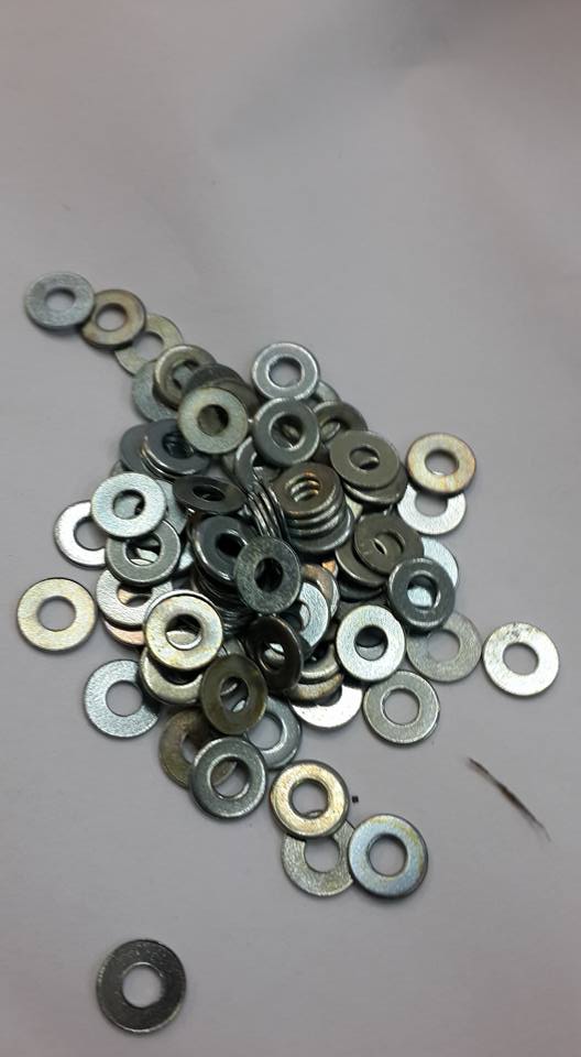 แหวนรองน็อตเหรียญอีแปะเรียณอีแปะรู3mm 1ถุงมี40ตัว