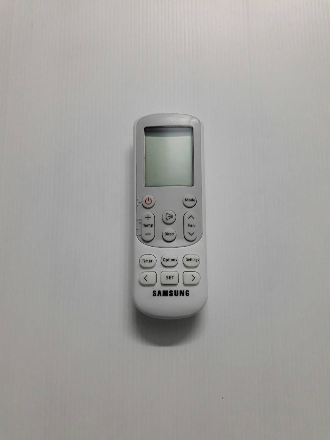 รีโมทแอร์ samsung เล็กขาวจอใหญ่