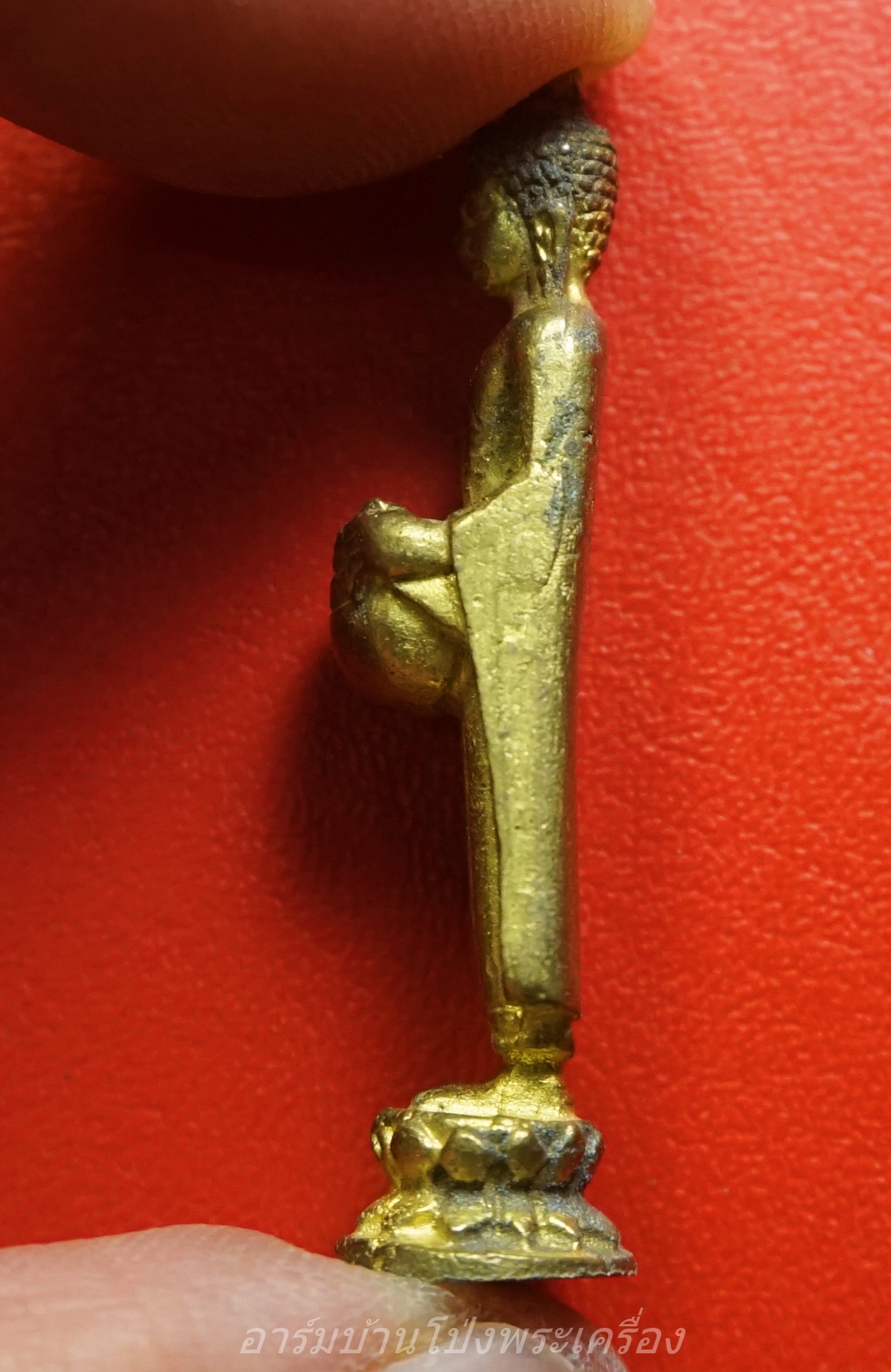 หลวงพ่อแก่นจันทร์ วัดช่องลม รูปหล่อ เนื้อฝาบาตร(องค์ที่1)