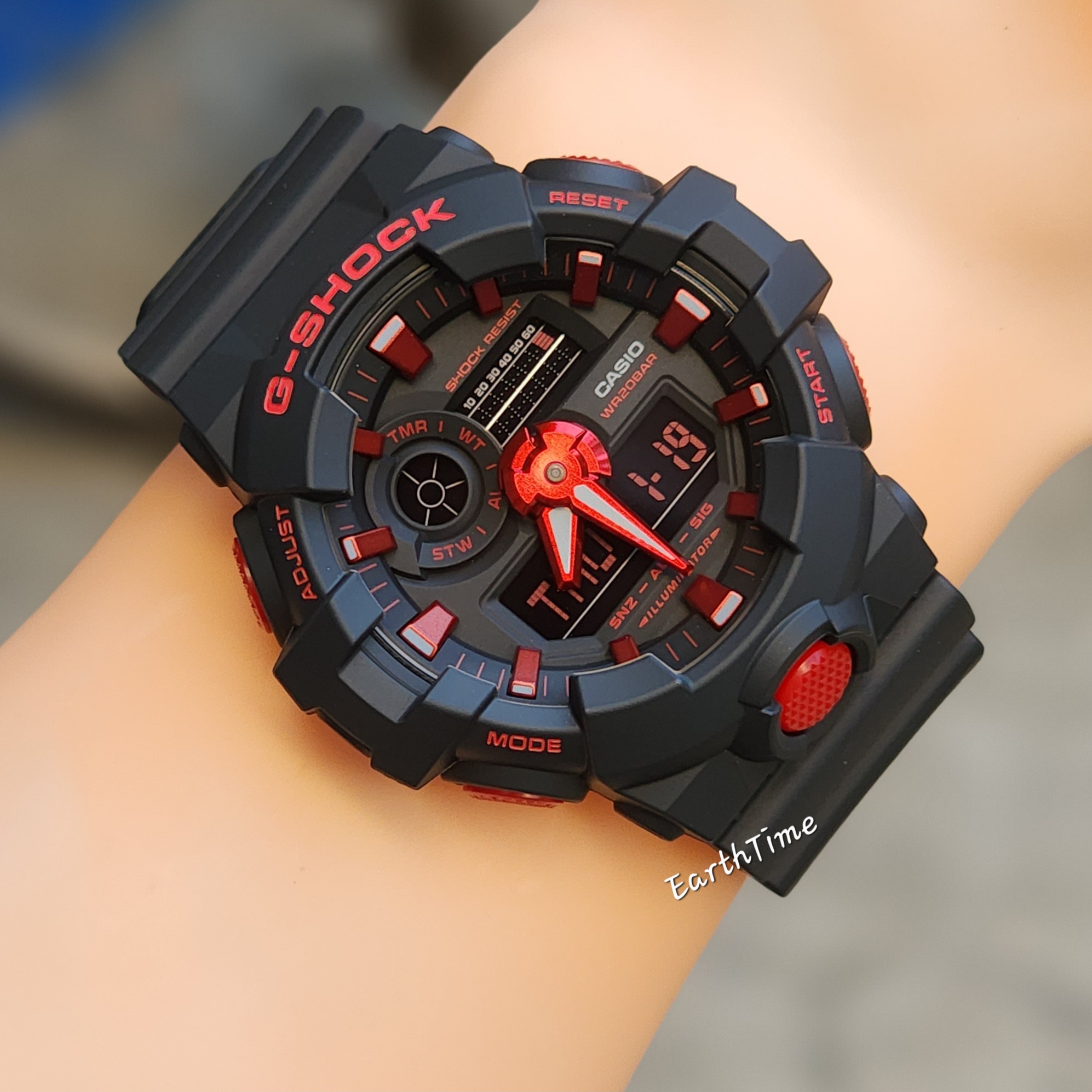 GA-700BNR-1A l Ignite Red Series l G-SHOCK