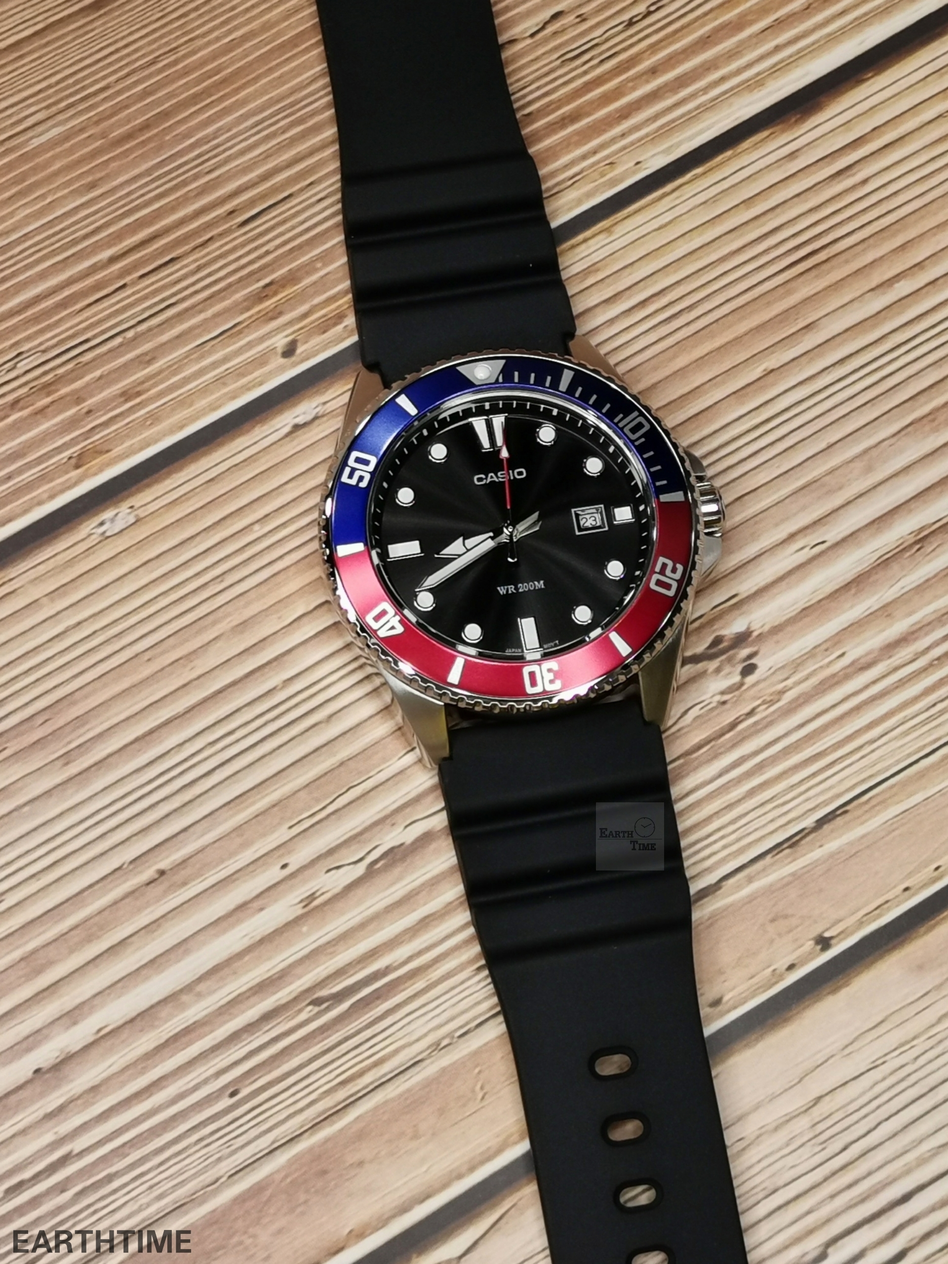 CASIO DURO 200 รุ่น MDV-107-1A3