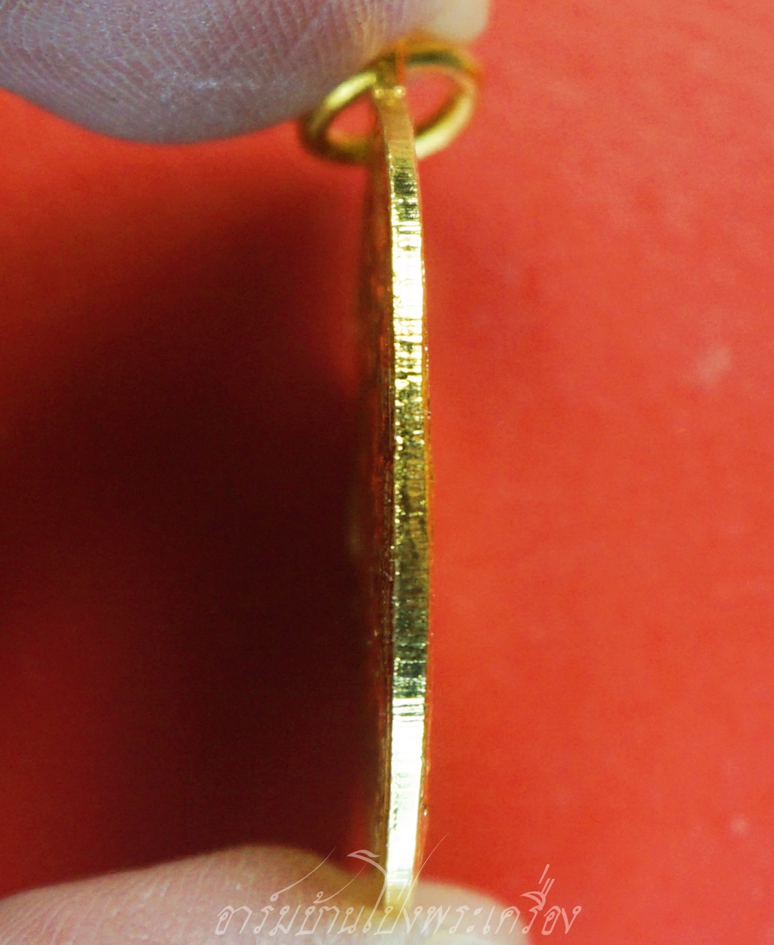 หลวงพ่อฟัก วัดบ้านโป่ง พิธีปลุกเสกพร้อมพระแก้วมรกต ปี๒๕๐๙ เนื้อกะไหล่ทอง(องค์ที่2)