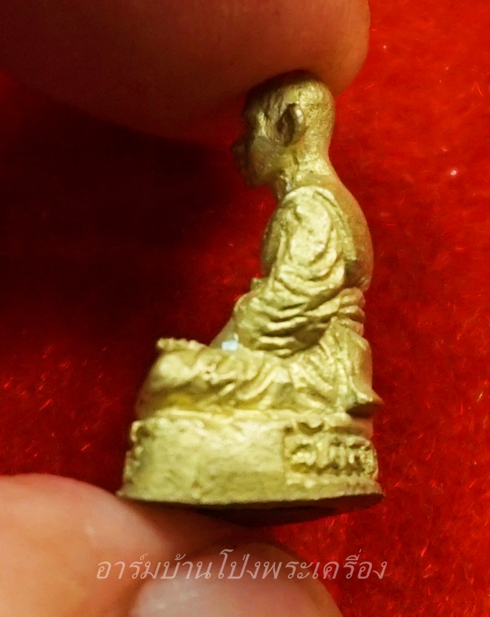หลวงพ่อสุรินทร์ วัดลาดบัวขาว รูปหล่อ เนื้อฝาบาตร(องค์ที่1)