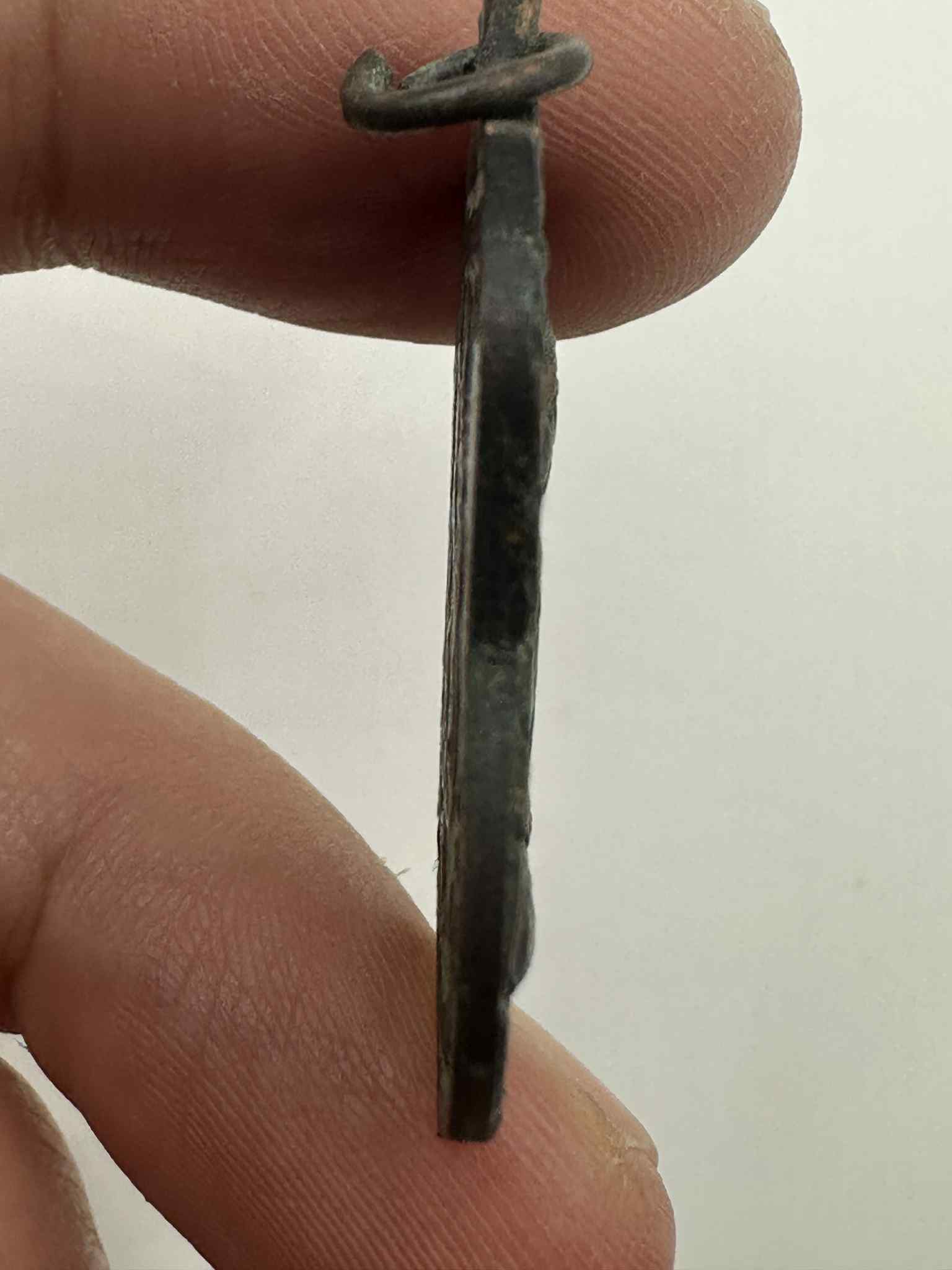 16.เหรียญเนื้อทองแดง หลวงปู่คร่ำ รุ่นเสมาศุภมงคล วัดวังหว้า จ.ระยอง ปี 37