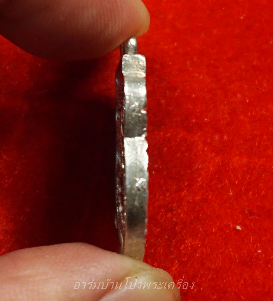 หลวงพ่ออโนทัย วัดจันทาราม เหรียญหล่อ ปี๒๕๓๕ เนื้อเงิน(องค์ที่1)