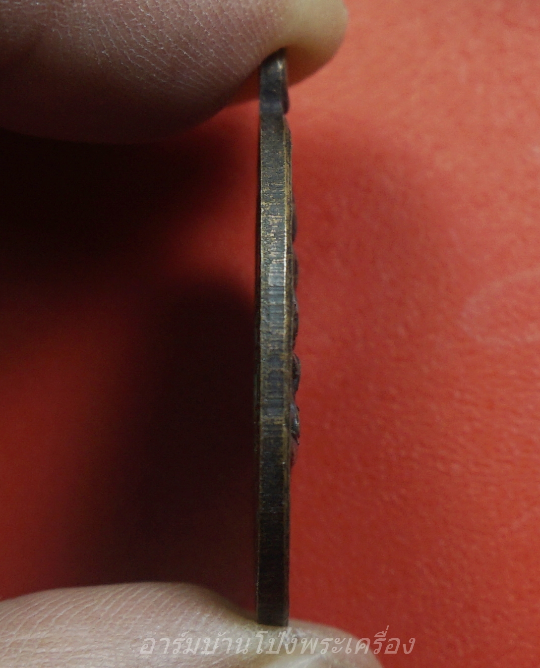 หลวงพ่อศิลาแลงสามพี่น้อง วัดหนองอ้อ รุ่นแรก ปี๒๕๓๕ หลวงปู่หลิวปลุกเสก(องค์ที่2)