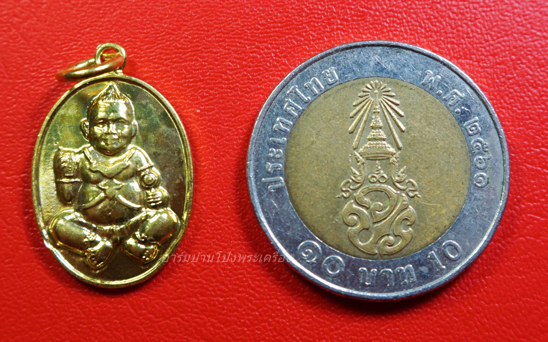 หลวงปู่แผ้ว วัดรางหมัน รุ่นกุมารทองแบ็คแฮม เนื้อฝาบาตร(องค์ที่3)