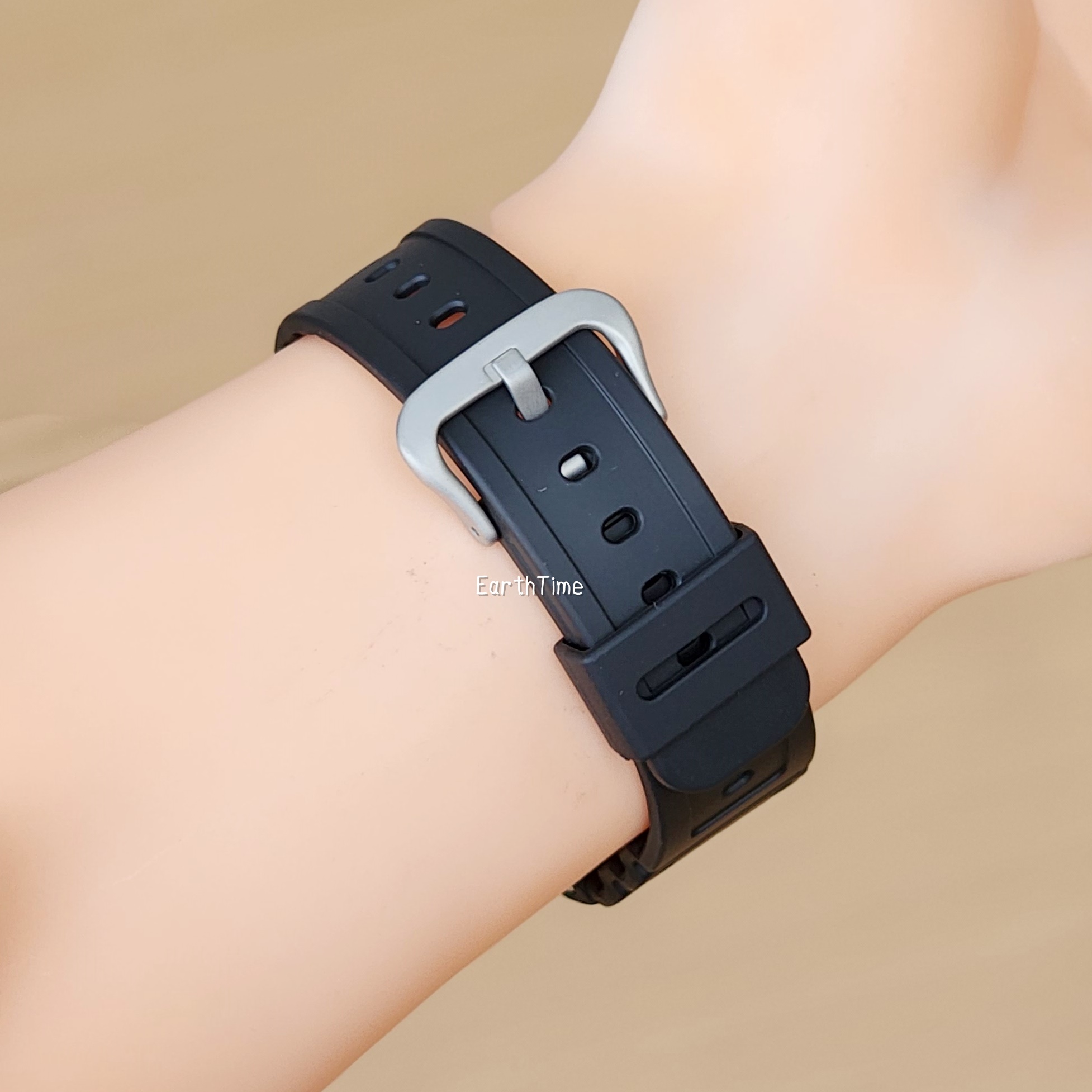 GA-2100-1A1 l G-Shock GA-2100 series Carbon Core Guard l ของใหม่แท้100%