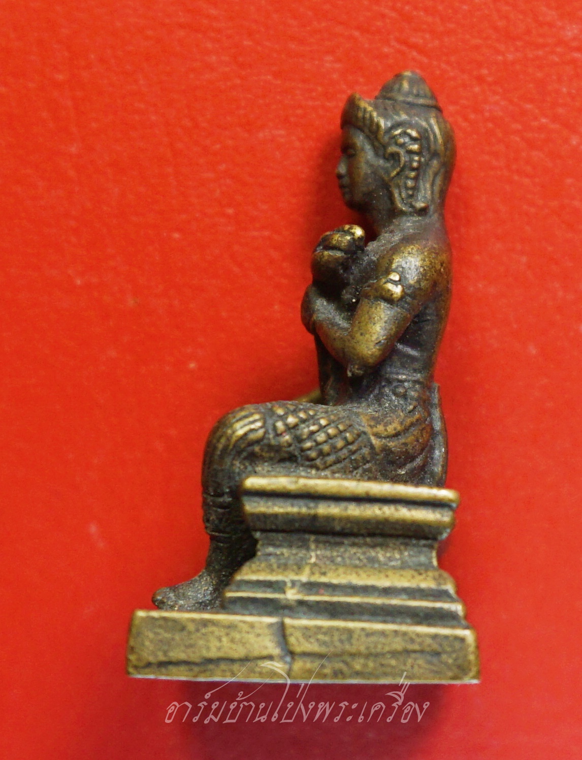 รูปหล่อพระวิษณุ เทพแห่งศิลปะการช่าง ประทับนั่ง ถือดอกบัว เนื้อทองเหลือง(องค์ที่2)