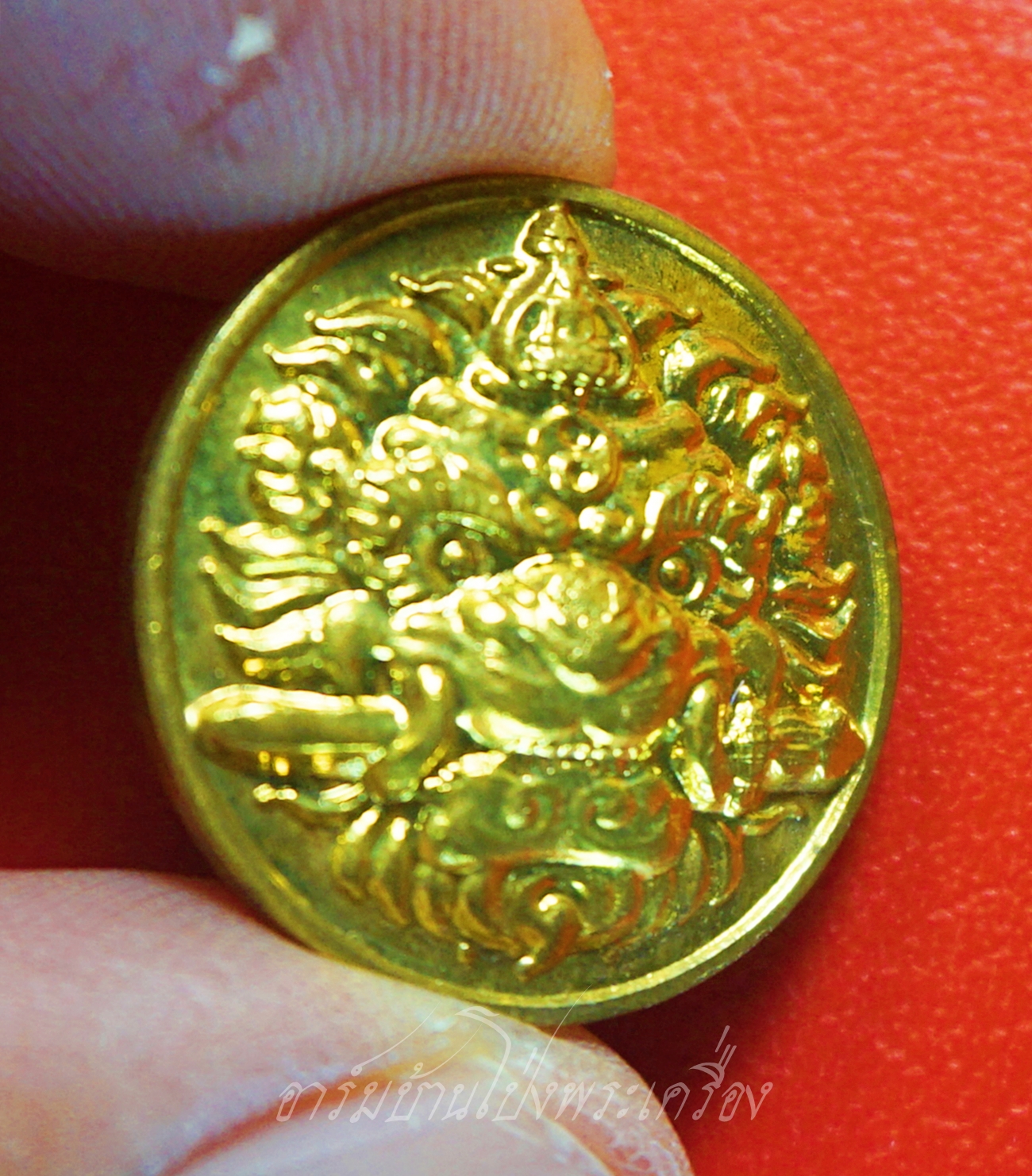 หลวงพ่อหวล วัดชาวเหนือ เสือคาบดาบ(กันชง) ปี๒๕๔๙ พิมพ์เล็ก กะไหล่ทอง(องค์ที่3)