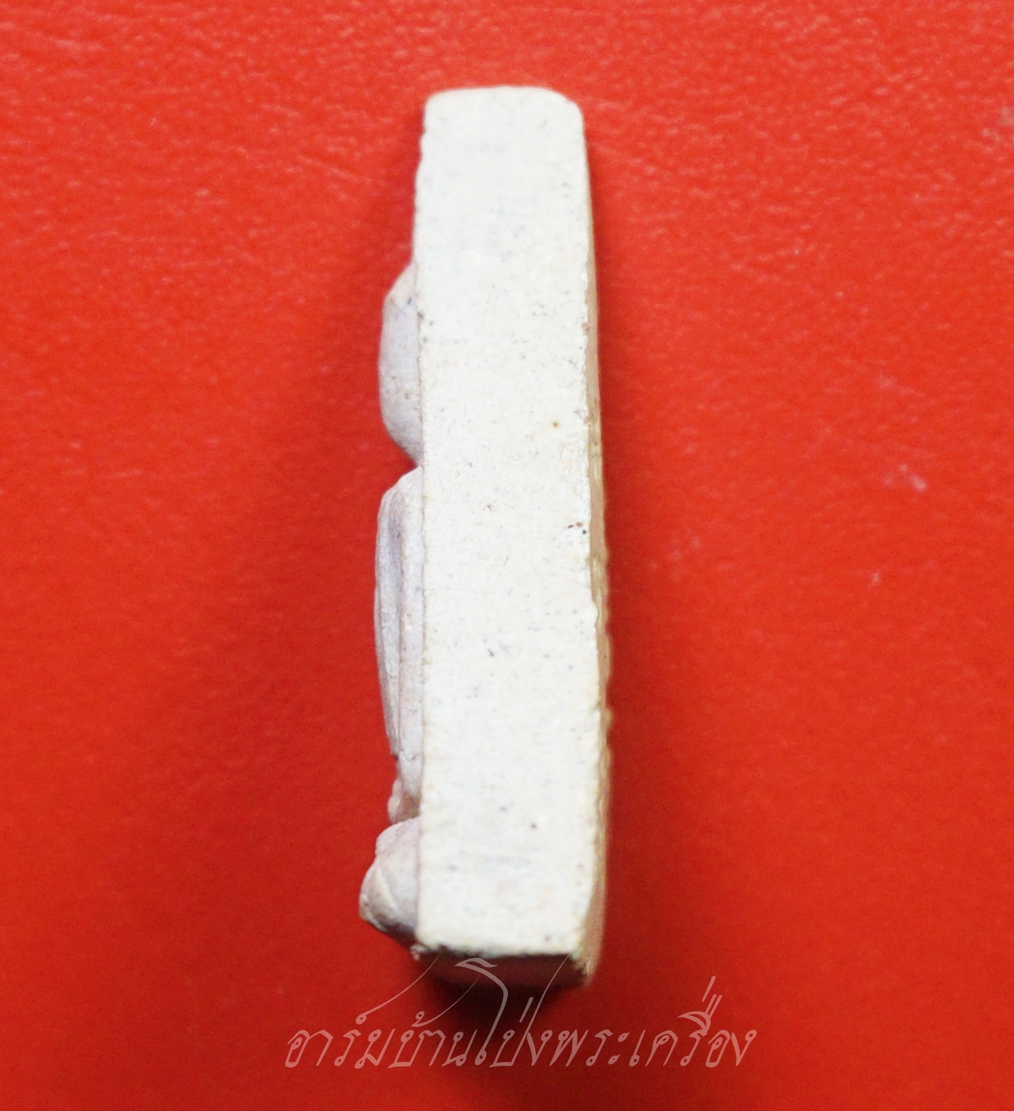 หลวงพ่อยิด วัดหนองจอก จ.ประจวบคีรีขันธ์ นางพญา เนื้อผง มีเส้นเกศา(องค์ที่1)