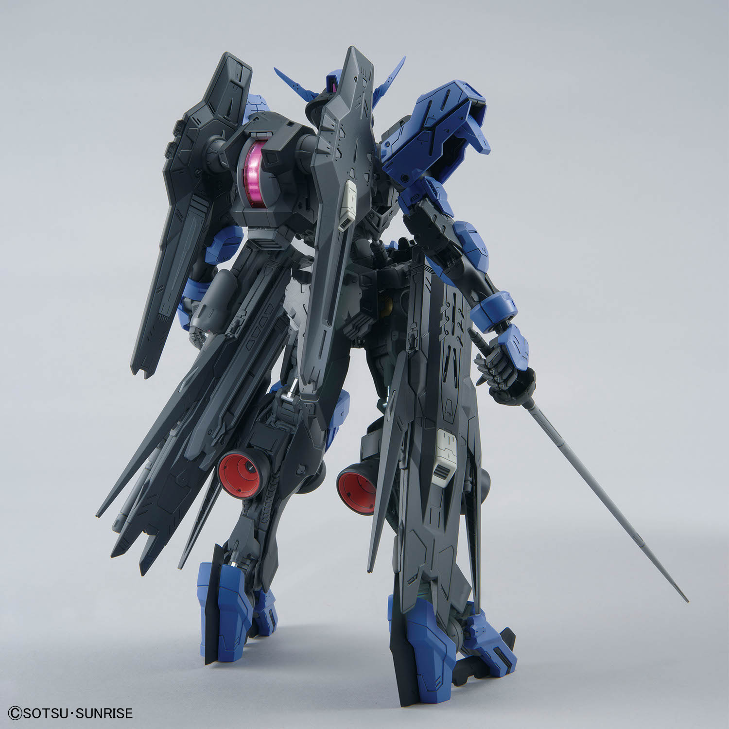 (Bandai) MG1/100 Gundam Vidar