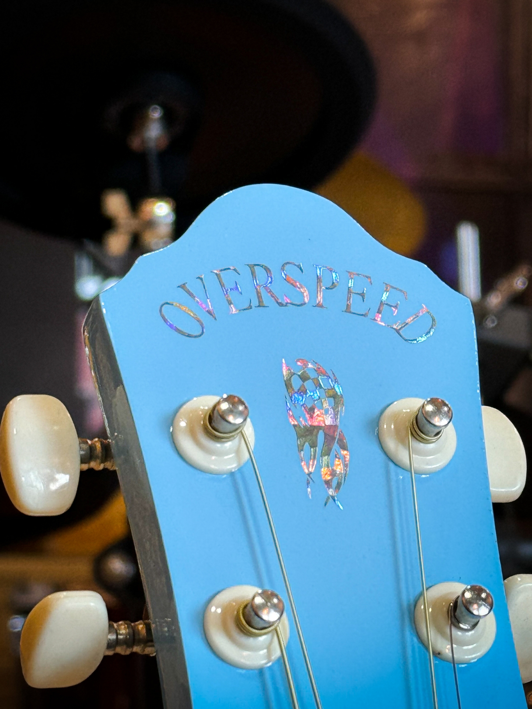 กีต้าร์โปร่ง Overspeed รุ่น OS-30 ขนาด 30 นิ้ว คอเล็กจับง่าย พกพาง่าย ฟรี ปิ๊ก 2 อัน / ใบคอร์ด