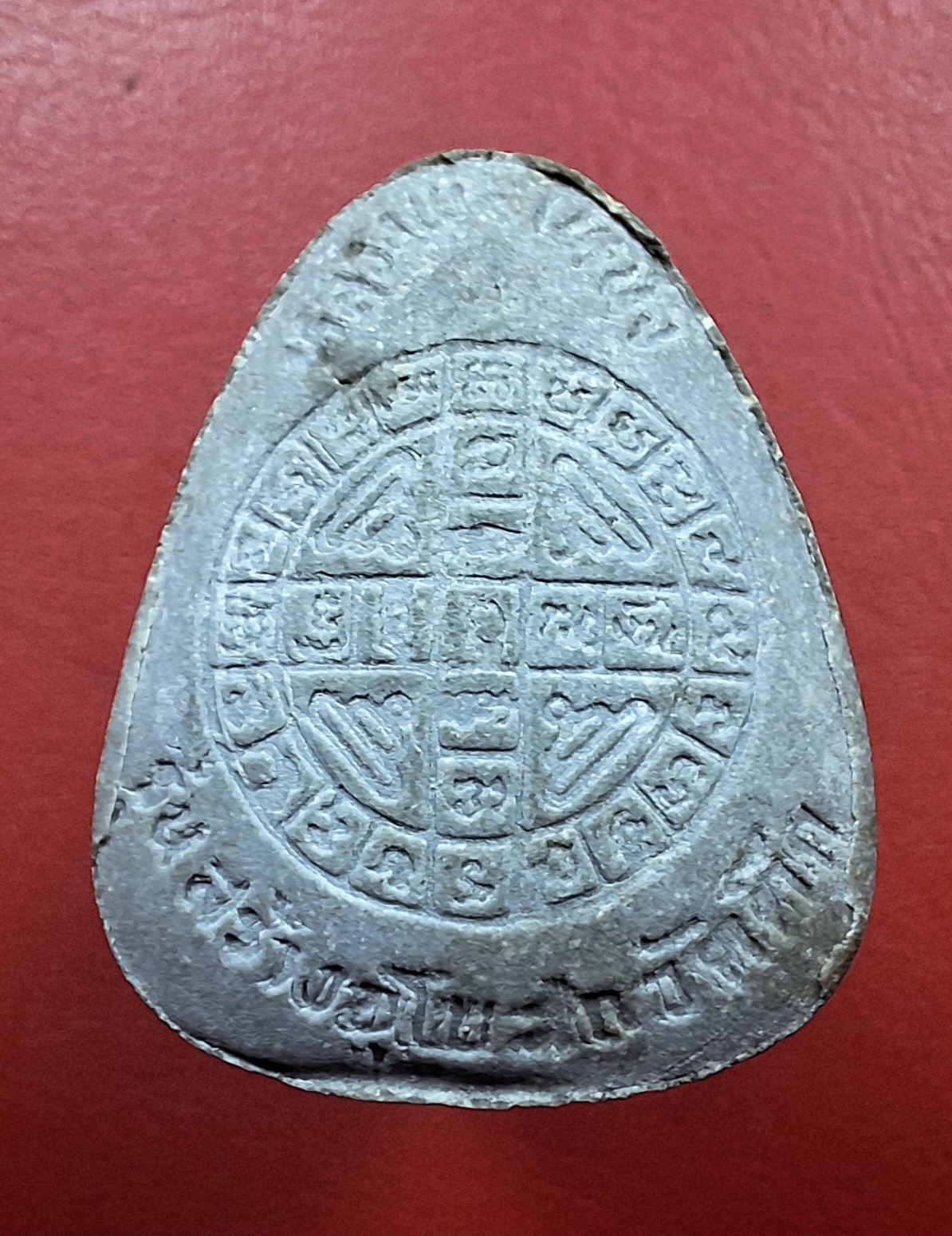 พระปิดตากนกข้าง หลวงพ่อโหน่ง วัดอัมพวัน รุ่นสร้างอุโบสถ วัดตึก จ.สุพรรรณบุรี ตะกรุดเงิน(องค์ที่1)