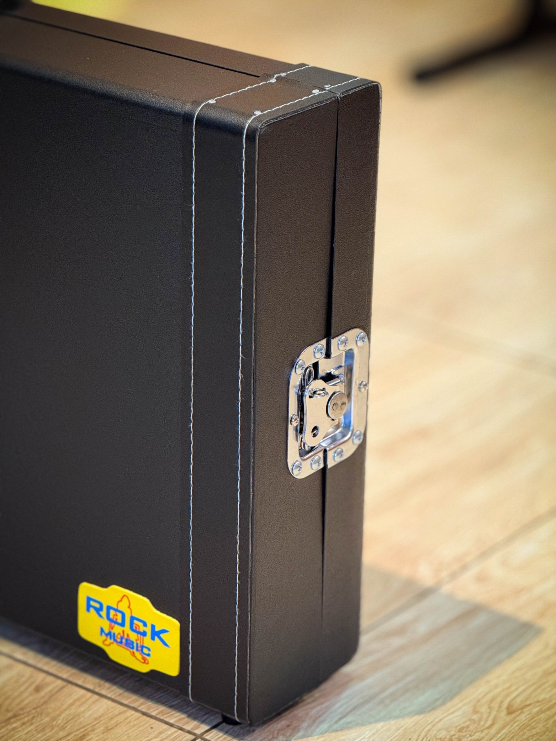 กล่องเอฟเฟค เคสเอฟเฟค Rock Music / GT-100 / ME-80 / และ รุ่นที่ขนาดใกล้เคียงกัน / Hardcase Multi effect