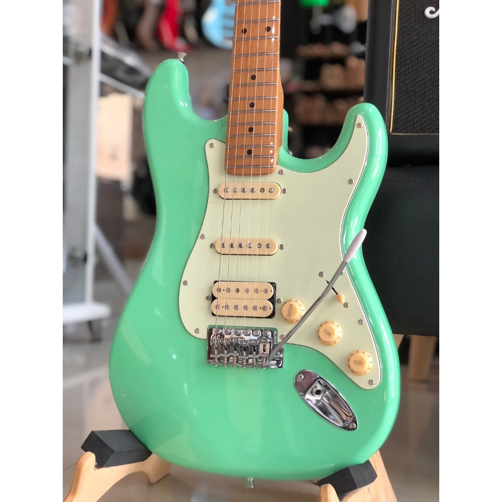 กีต้าร์ไฟฟ้า Smiger รุ่น G2-PRO ปิ๊กอัพ HSS สีเขียว คอเมเปิ้ลเผา งานไม้สวย ทัชชิ่งจับง่าย เล่นได้หลายแนว +ประกันศูนย์