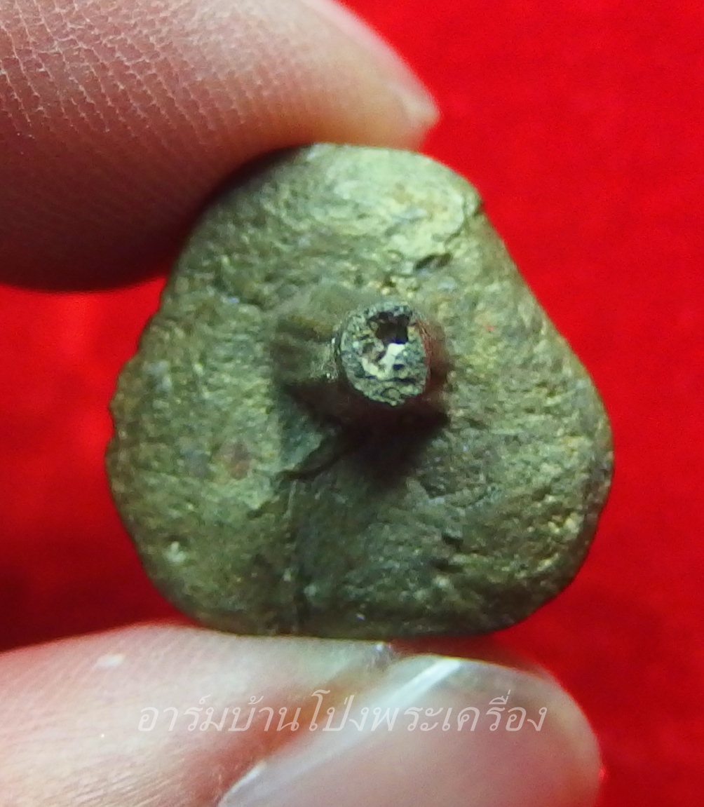 หลวงพ่อเกิด พระครูเมธาธิการ หลวงพ่อประเทือง ออกวัดโพธิ์บัลลัง รูปหล่อสามพลัง รุ่นสอง เนื้อทองเหลือง(องค์ที่4)