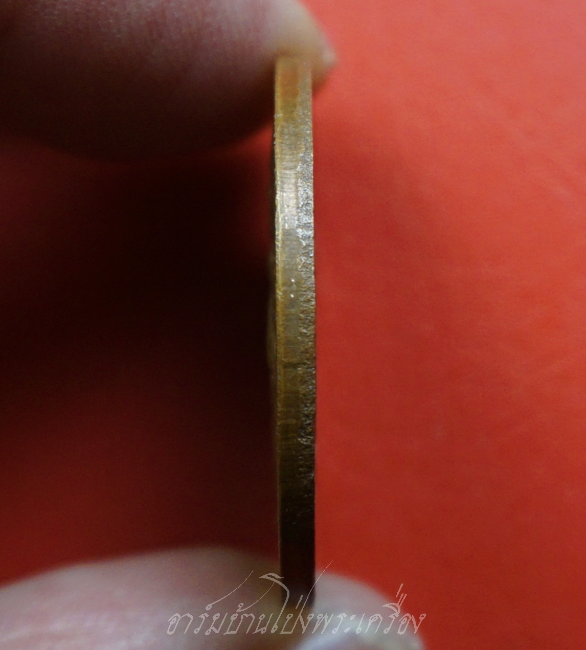 หลวงพ่อคูณ วัดบ้านไร่ รุ่นแซยิด ๖ รอบ ปี๓๗ เนื้อทองแดง ตอกโค้ต(องค์ที่2)