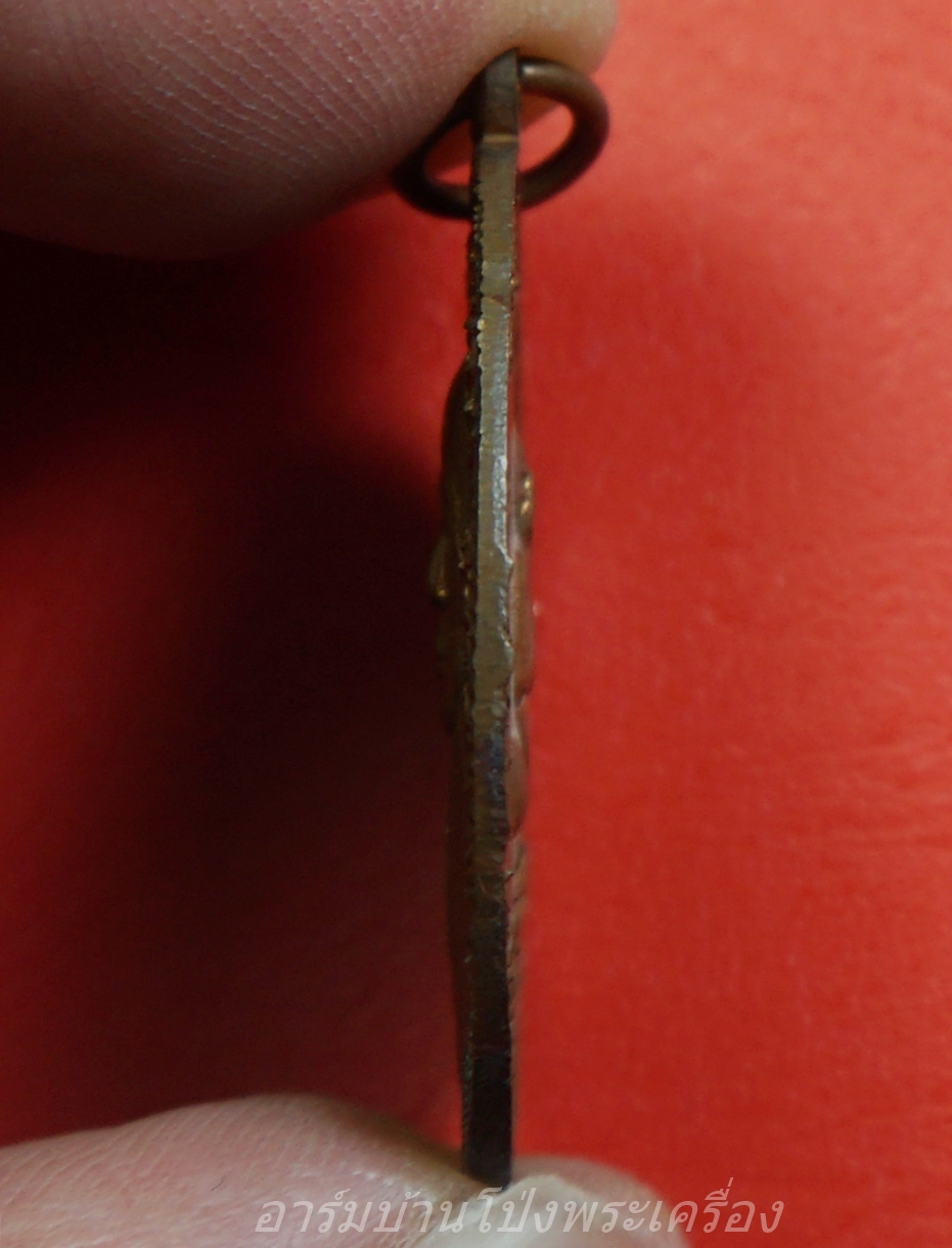 หลวงพ่อปล้อง วัดหลุมดิน ปี๒๕๑๘ เนื้อทองแดงผิวไฟ(องค์ที่8)