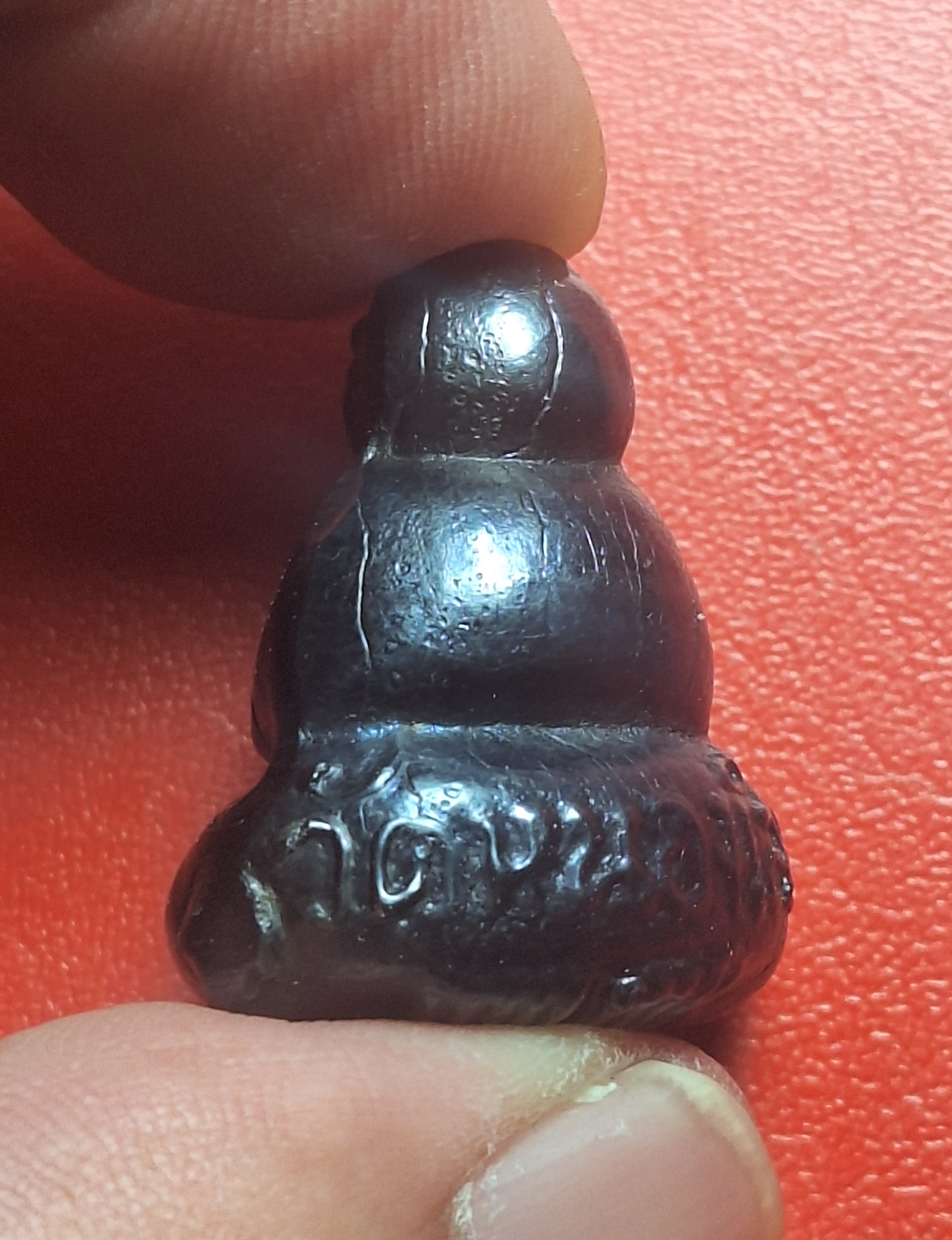 หลวงพ่อคิ้ม วัดหนองเสือ พระปิดตา พิมพ์ใหญ่ เนื้อเมฆพัตร(องค์ที่1)