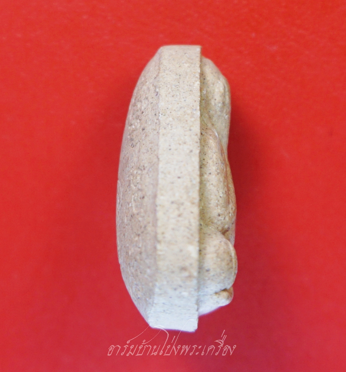 หลวงพ่อยิด วัดหนองจอก เนื้อผงสีขาว ฝังตะกรุดหนึ่งดอก(องค์ที่1)