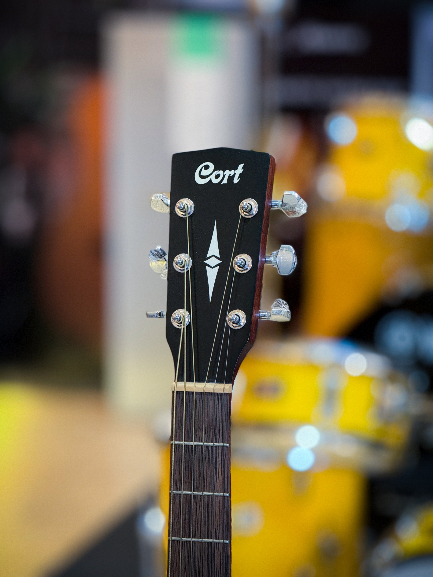 กีต้าร์โปร่ง Cort รุ่น Cort AD-810 ภาคไฟฟ้า OS-1 ขนาด 41 นิ้ว พร้อมของแถมสุดคุ้ม