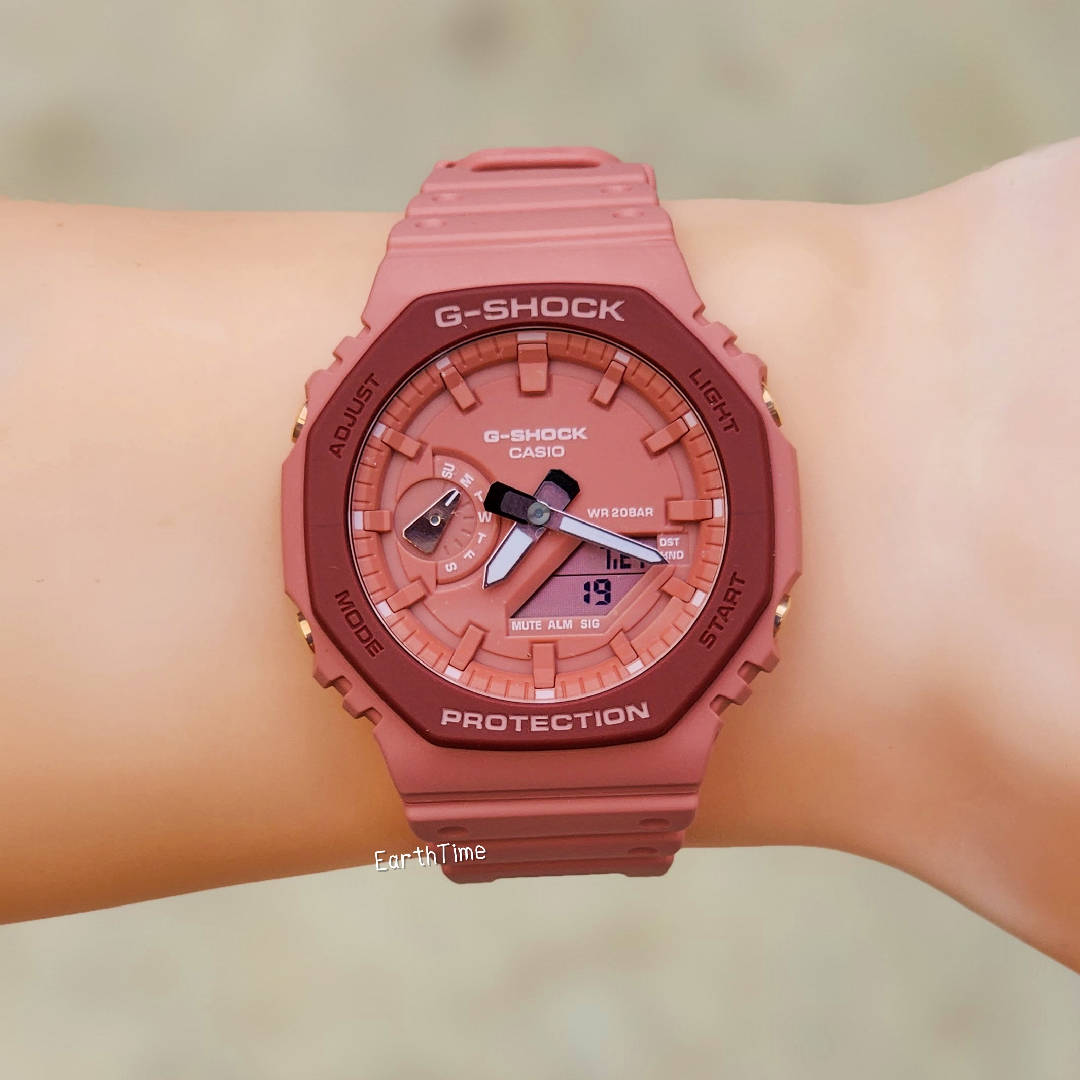 GA-2110SL-4A4 l Pink G-Shock series for spring and summer l G-SHOCK