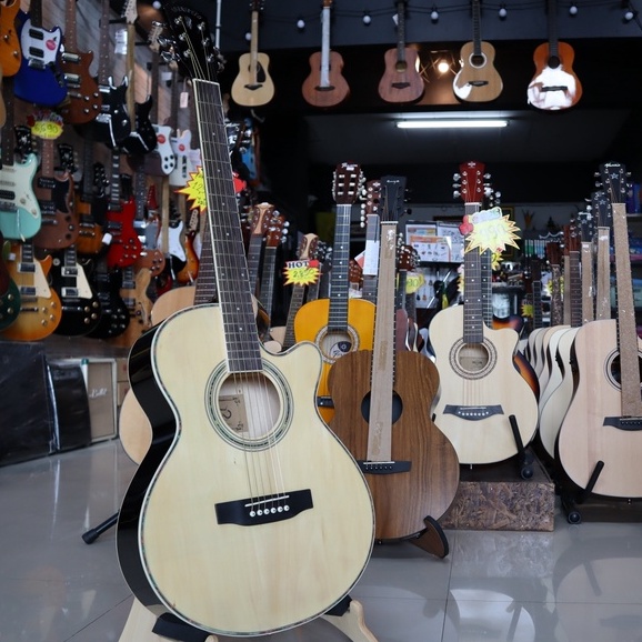 Overspeed รุ่น OS400C กีต้าร์โปร่ง ขนาด 40 นิ้ว มีสีไม้ สีซันเบิส