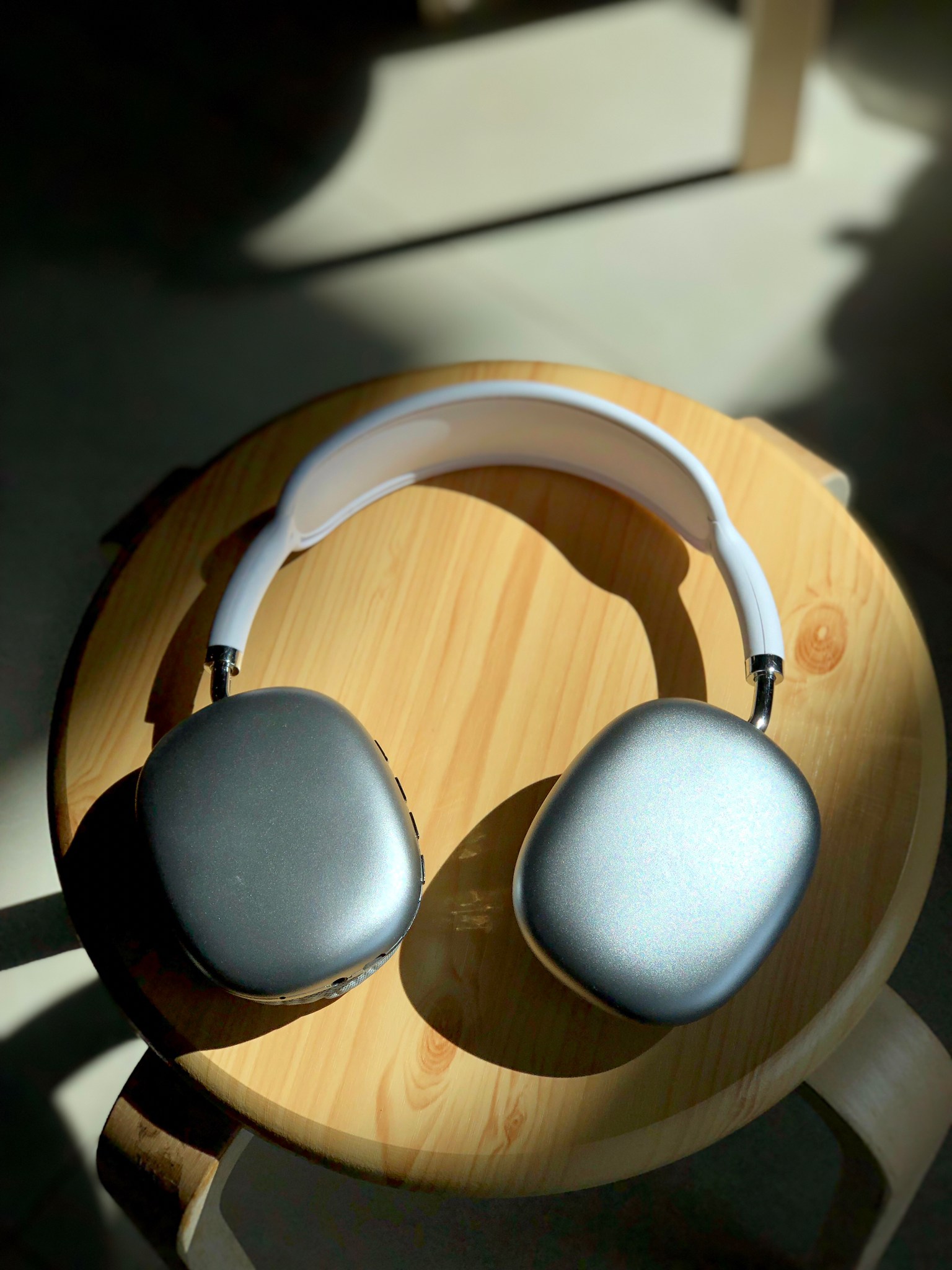 [🚚พร้อมส่ง] Airmax หูฟังบลูทูธ ใส่ SD Card ฟังเพลงจากหูฟังได้ พร้อมไมโครโฟน ตัดเสียงรบกวน Hi-Fi รองรับ TF เสียงสเตอริโอ รับประกันคุณภาพ 100 %