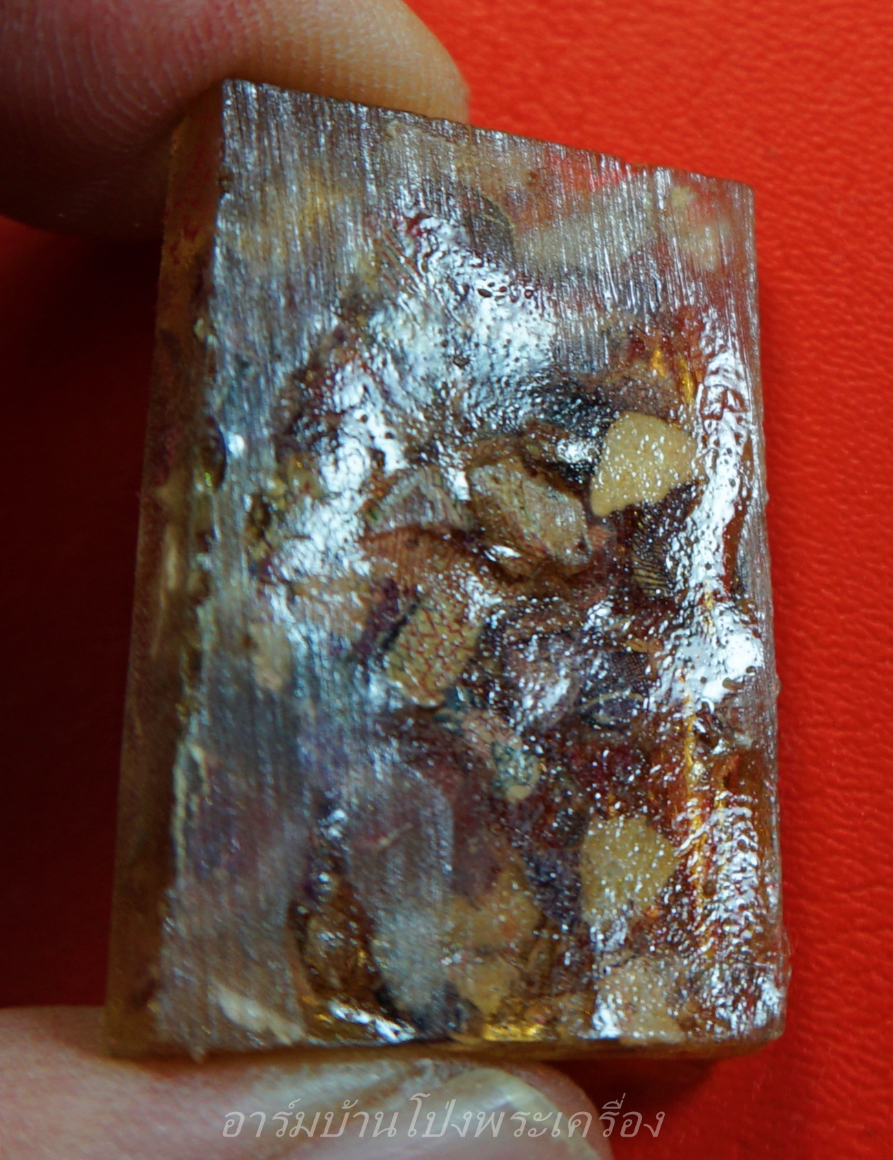 หลวงพ่อโสธร วัดหลวงพ่อโสธร ปี๒๕๓๘ เนื้อเรซิ่นผสมธนบัตร(องคที่2)